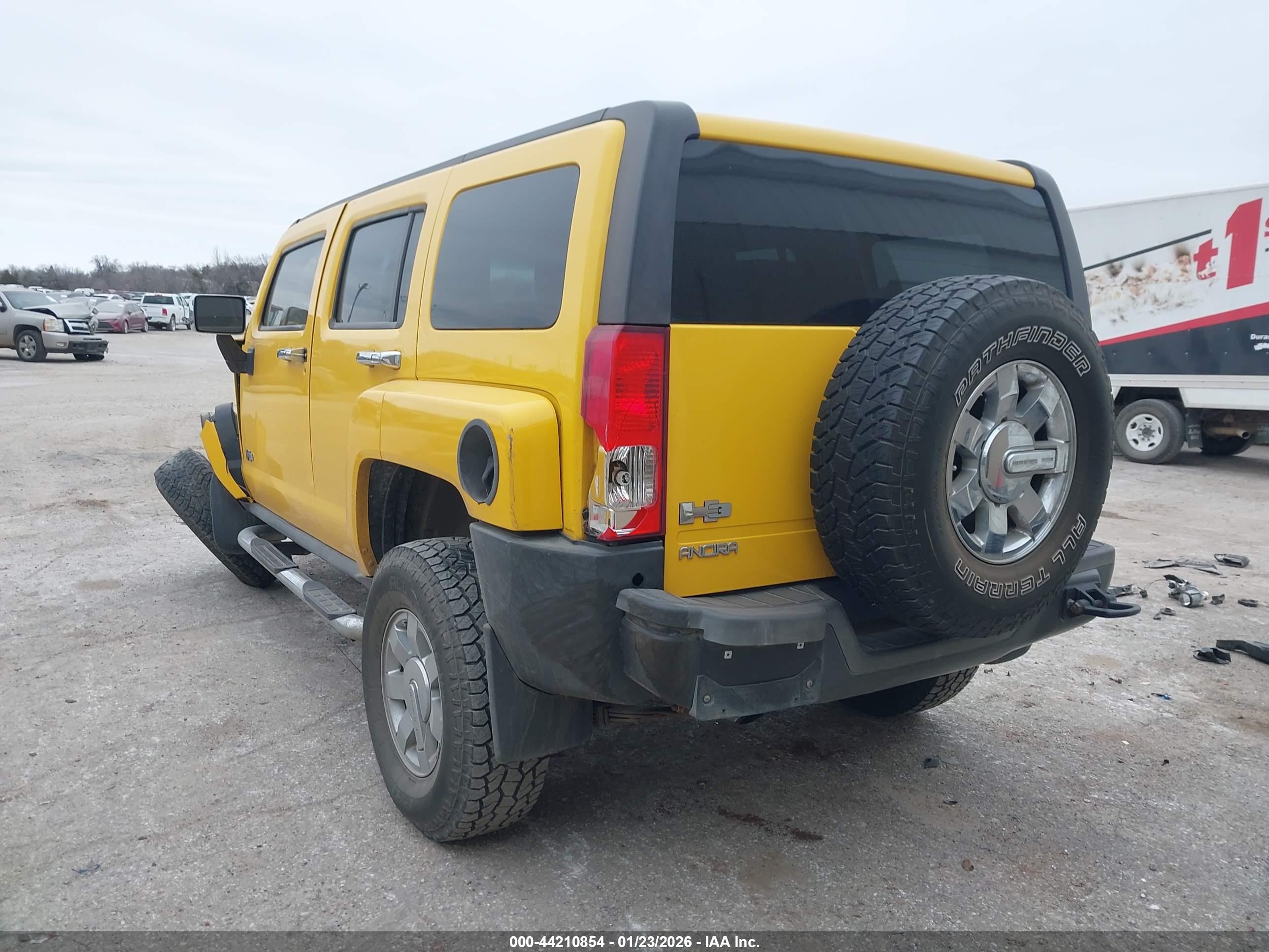 HUMMER H3 image 3