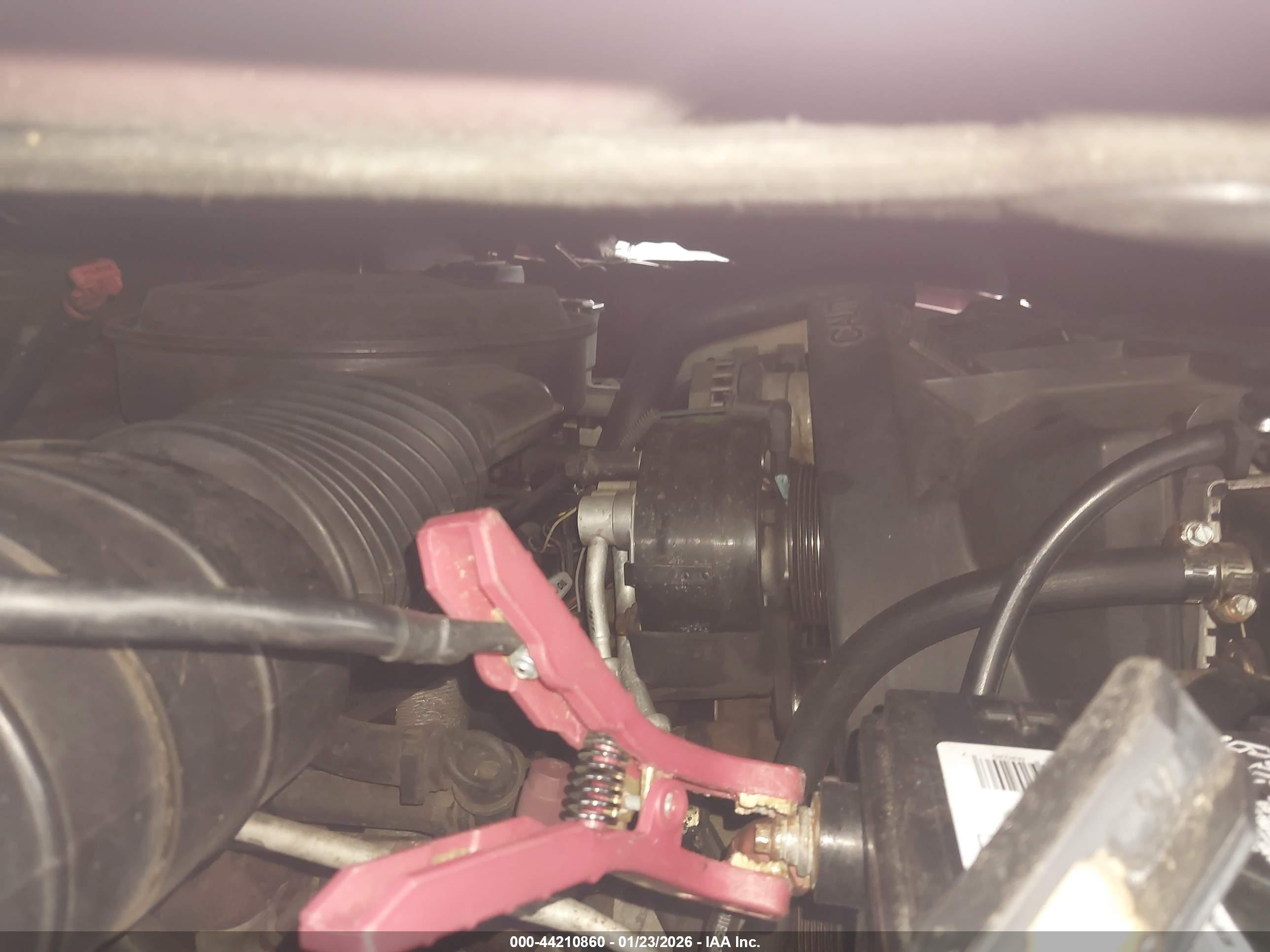 GMC GMT-400 image 10
