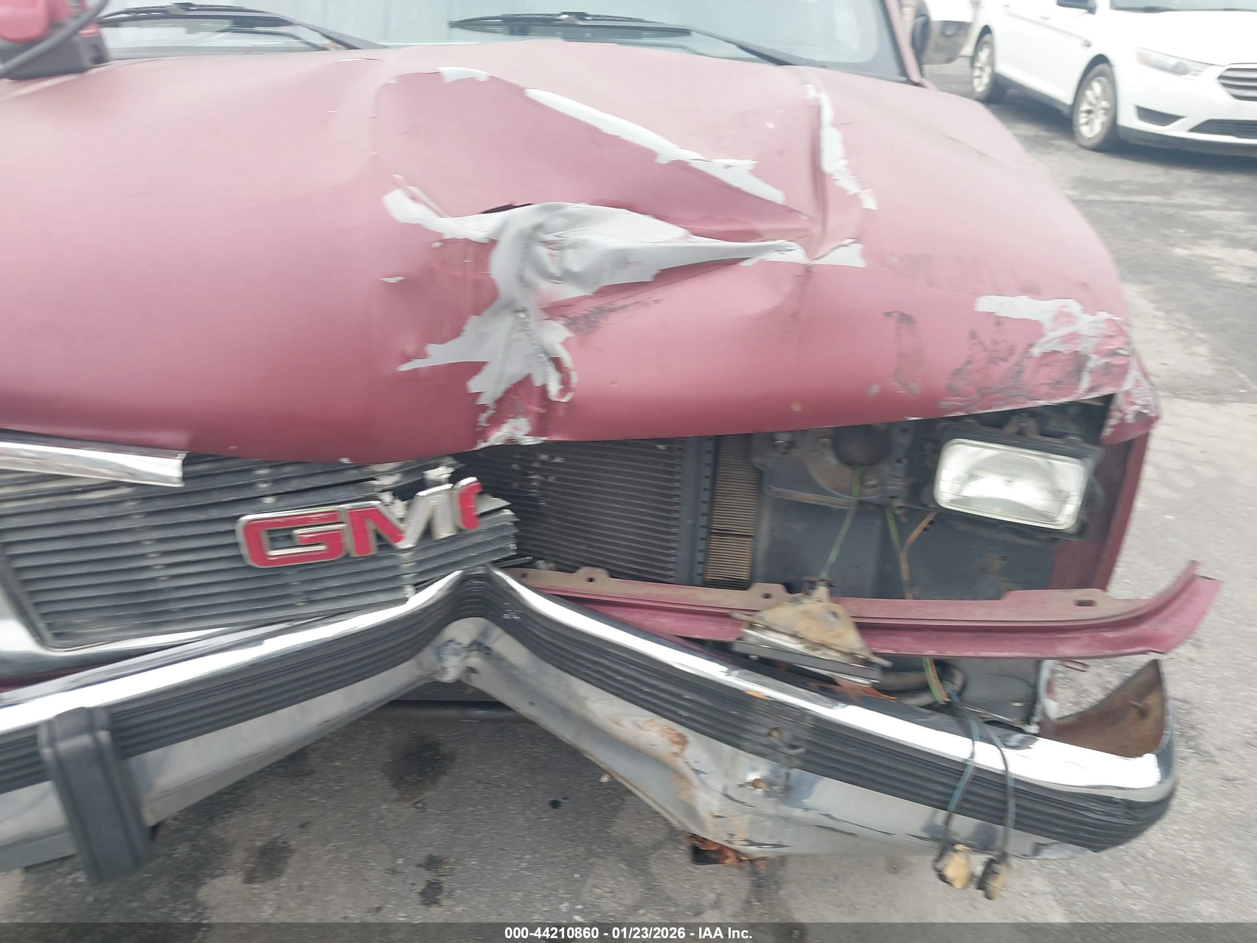 GMC GMT-400 image 6