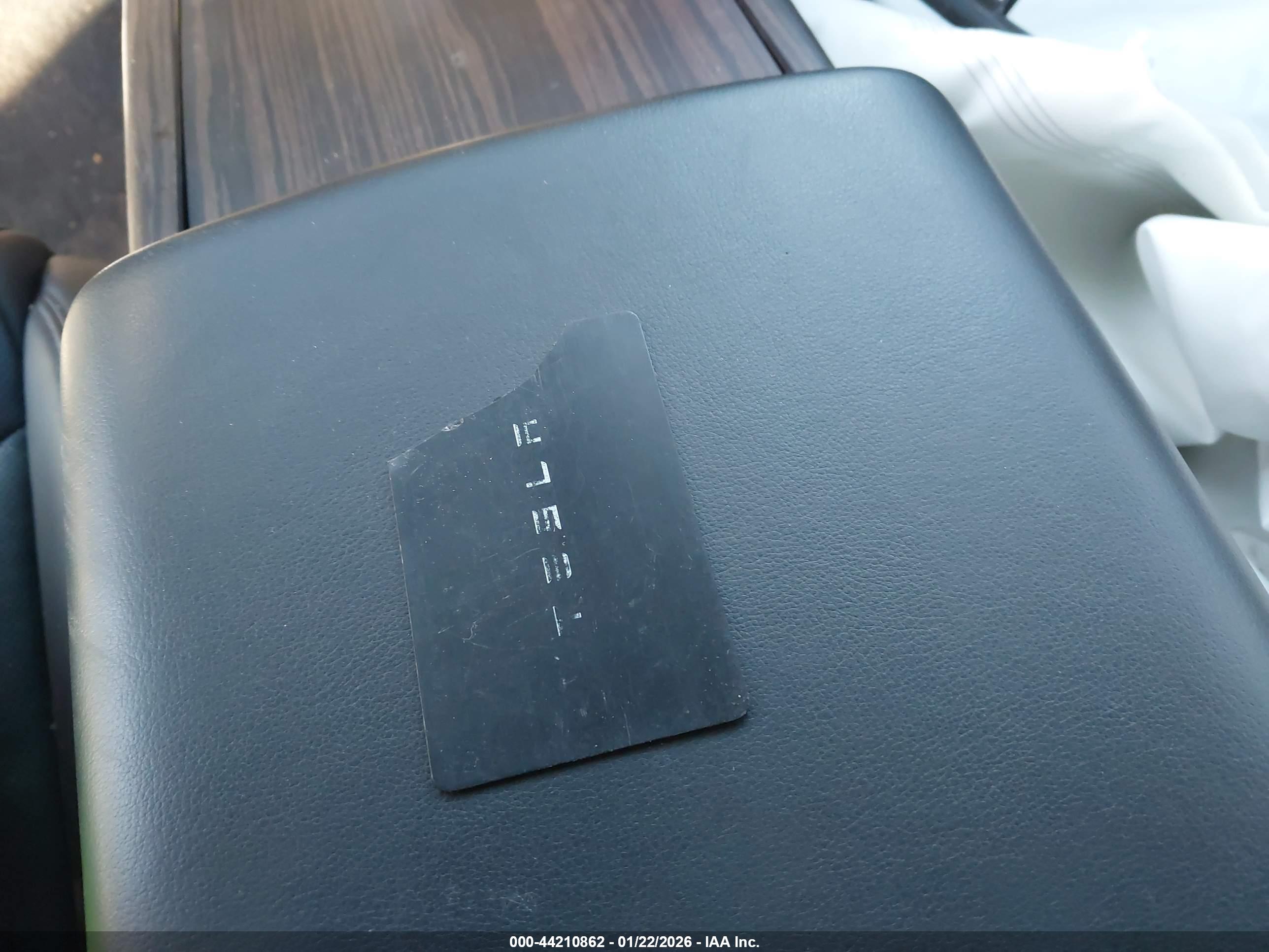 TESLA MODEL image 11
