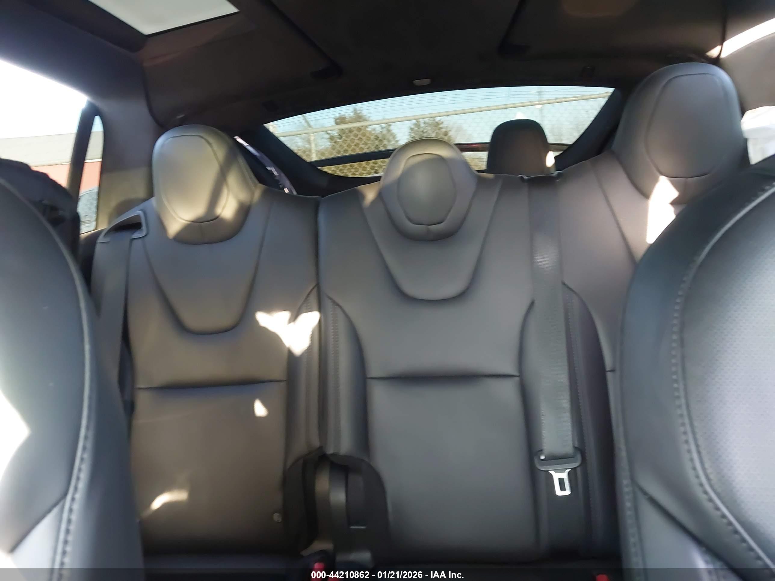 TESLA MODEL image 8