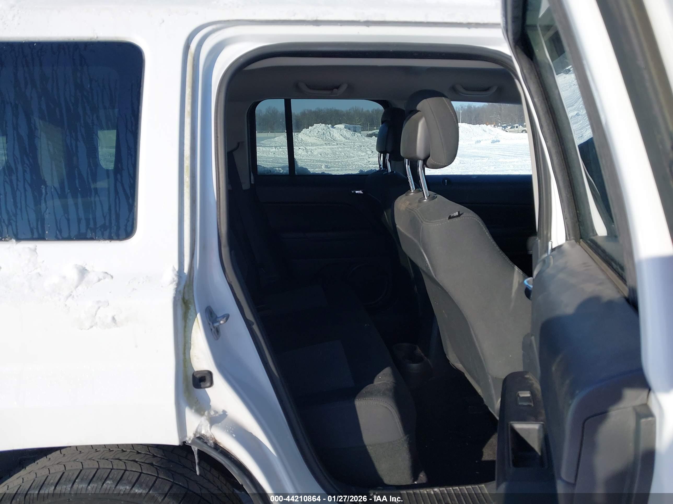 JEEP PATRIOT image 8