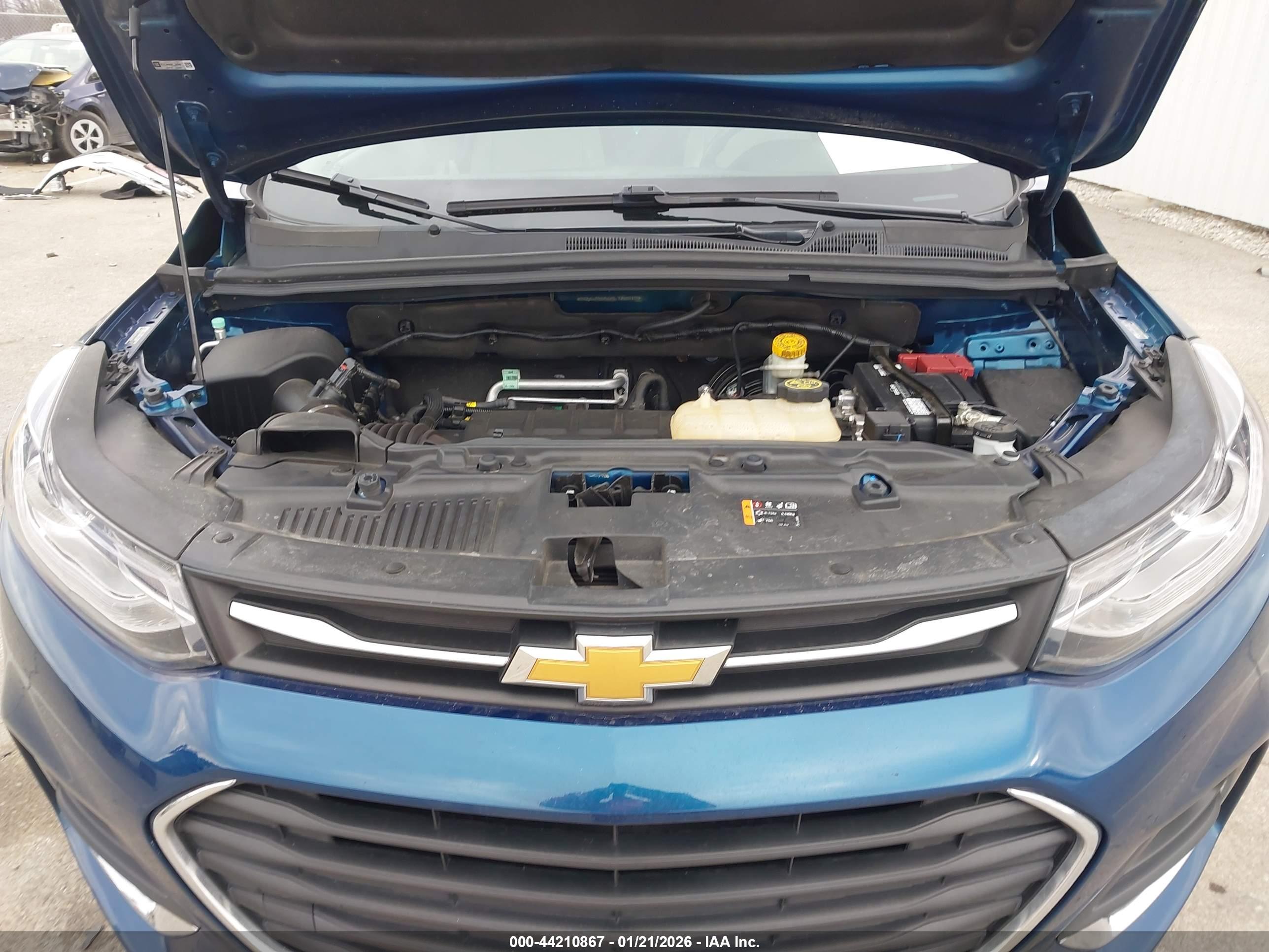 CHEVROLET TRAX image 10