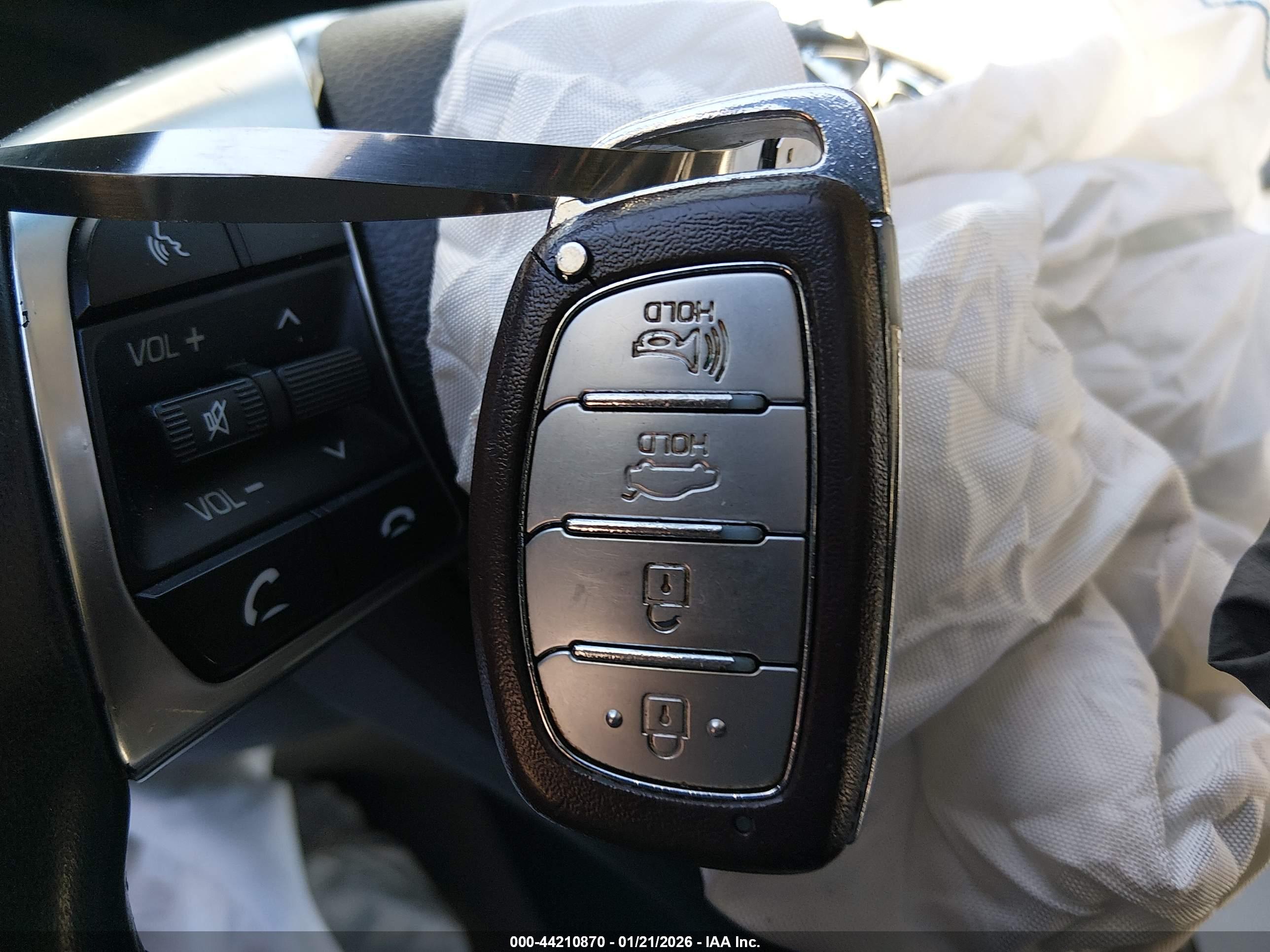 HYUNDAI SONATA image 11