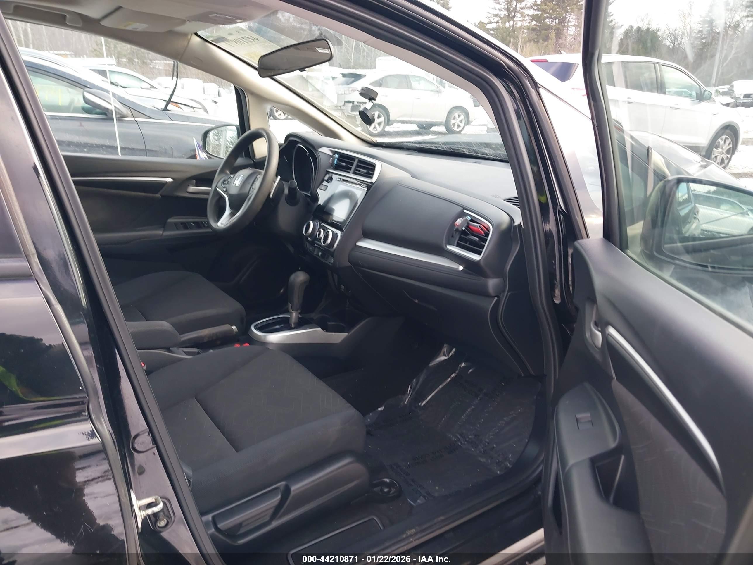 HONDA FIT image 5