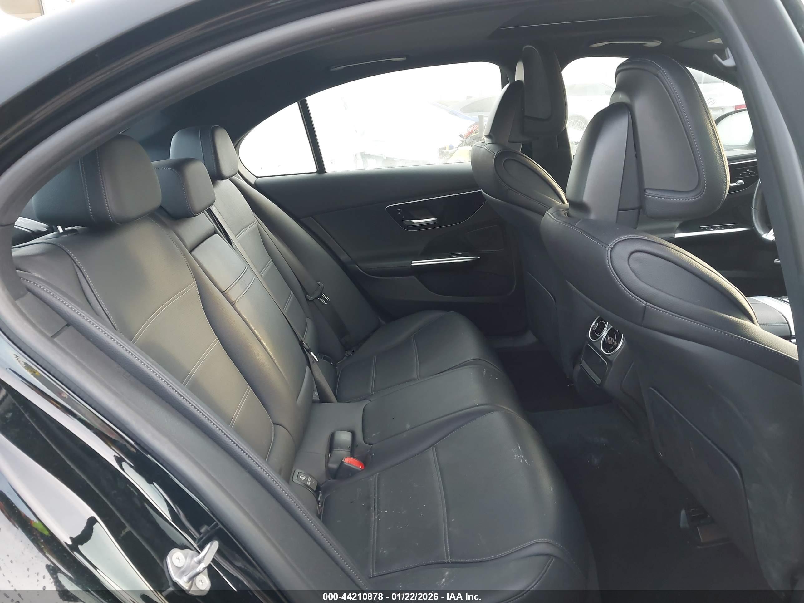 MERCEDES-BENZ C image 8