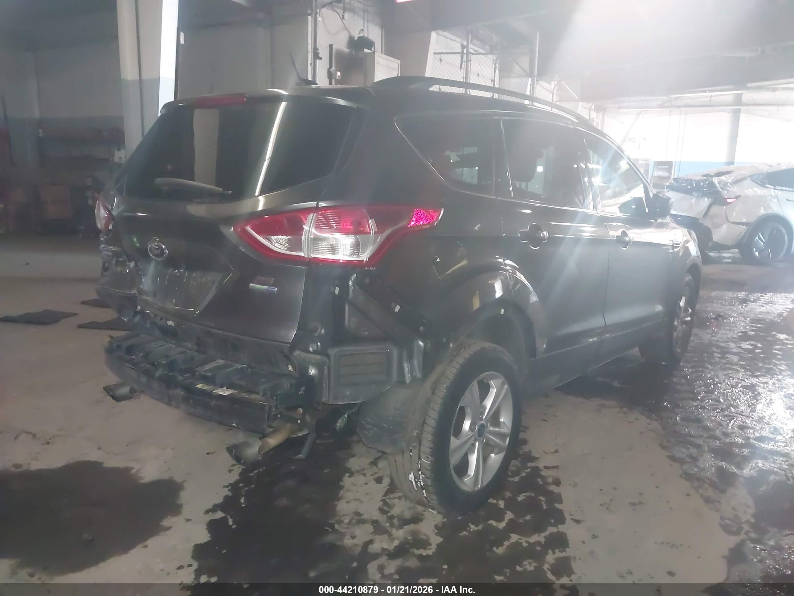 FORD ESCAPE image 4