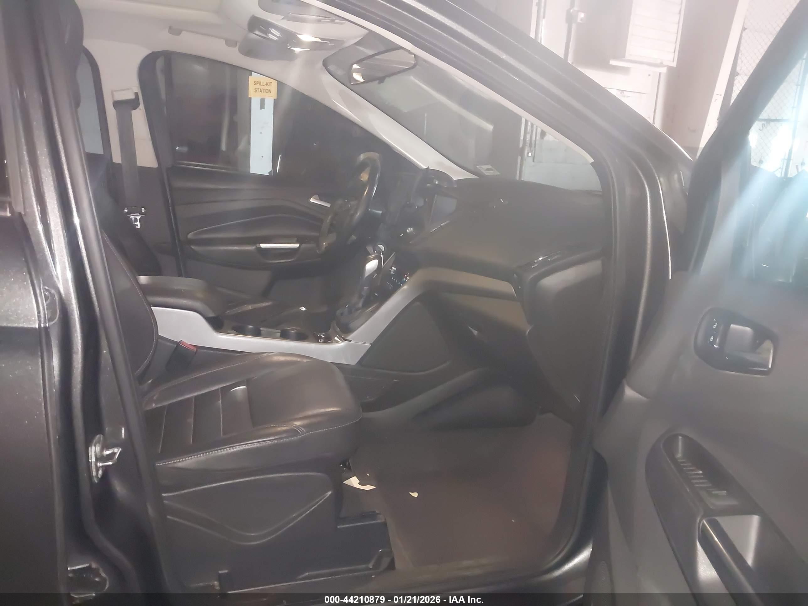 FORD ESCAPE image 5