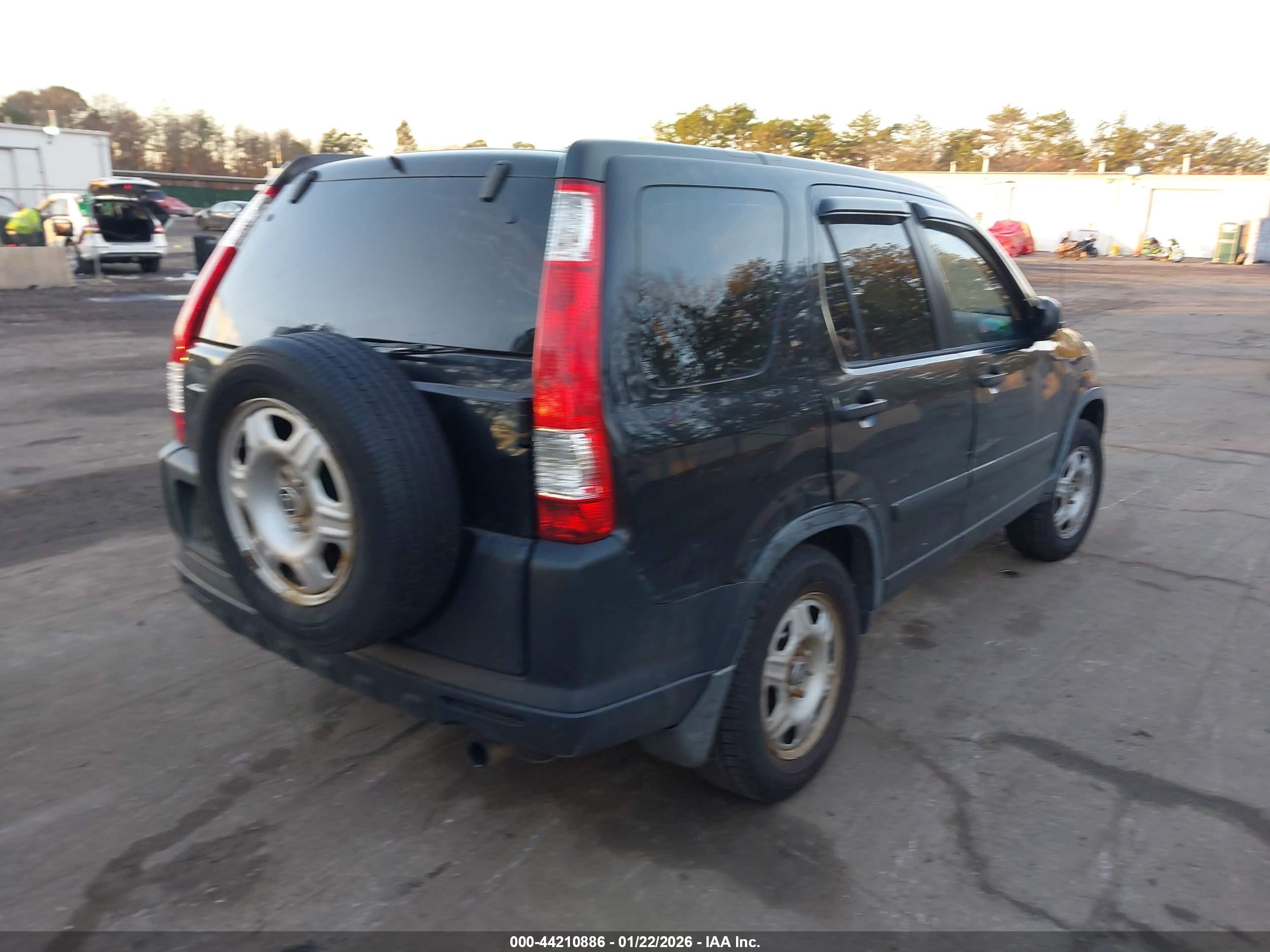HONDA CR-V image 4