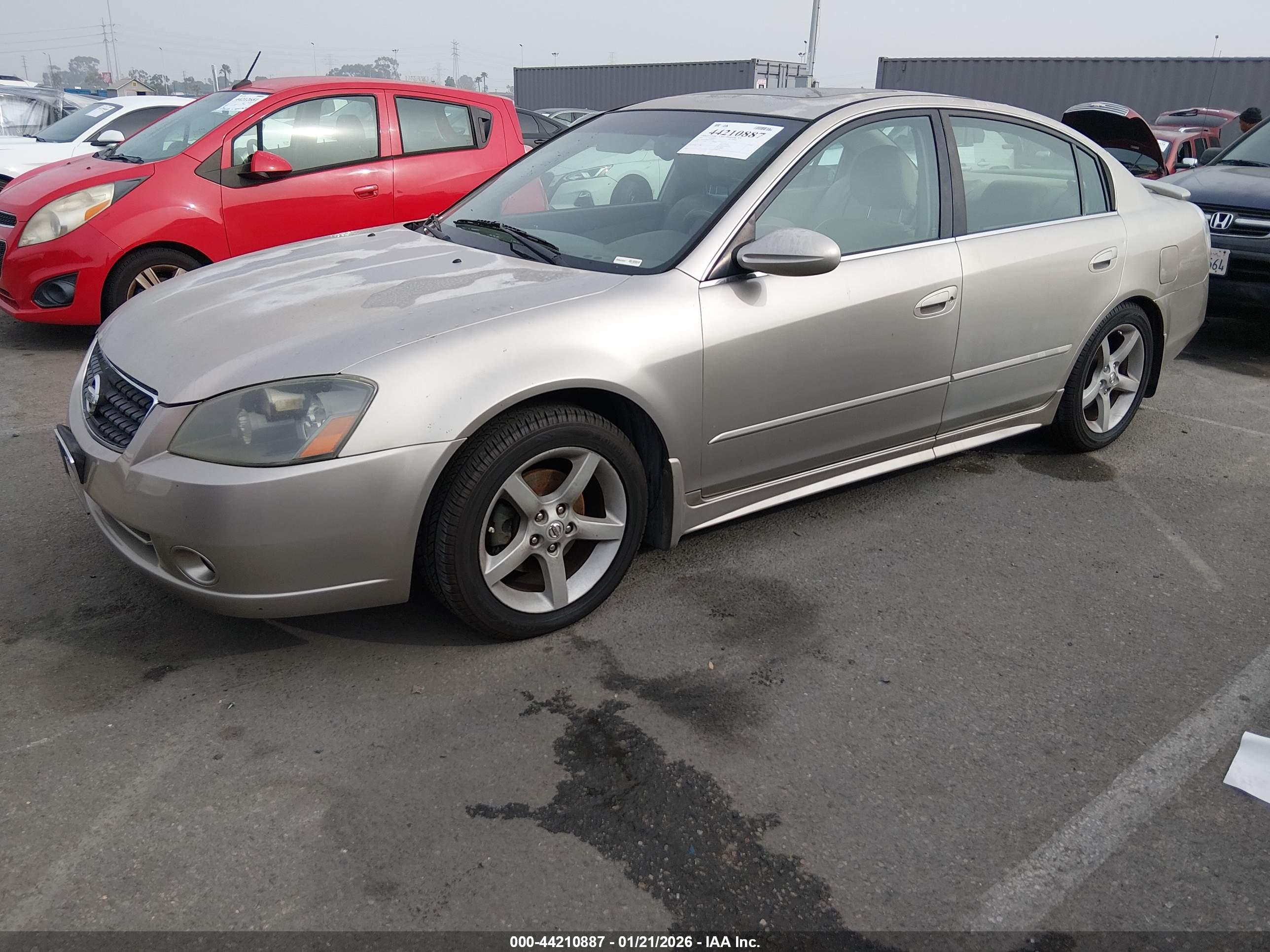 NISSAN ALTIMA image 2