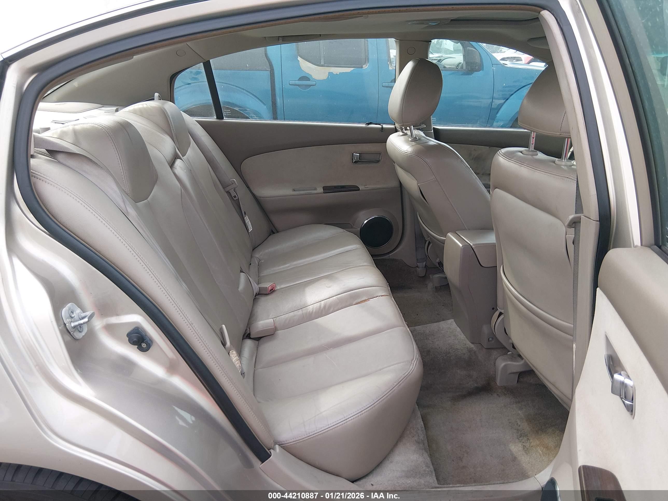NISSAN ALTIMA image 8