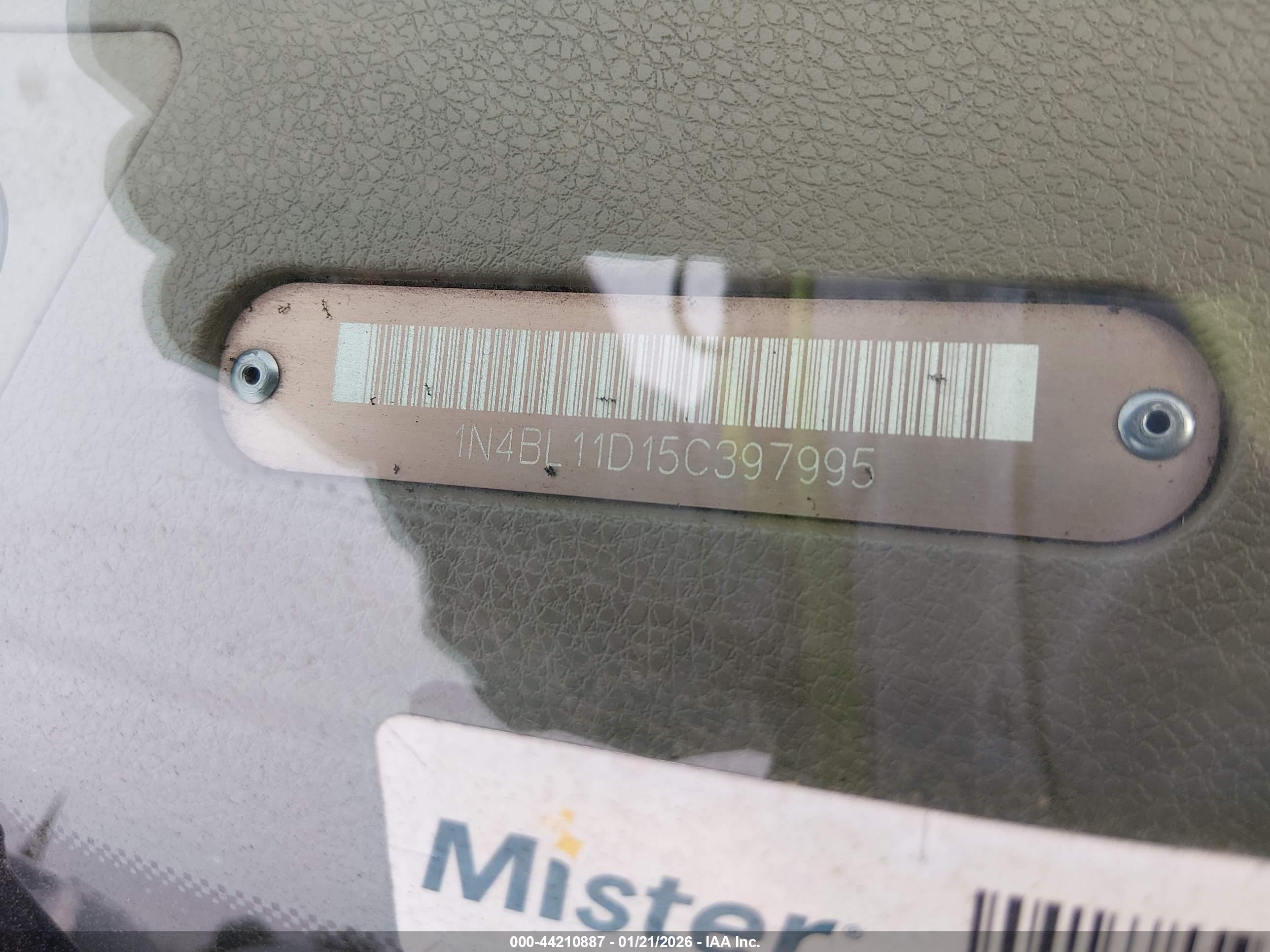 NISSAN ALTIMA image 9