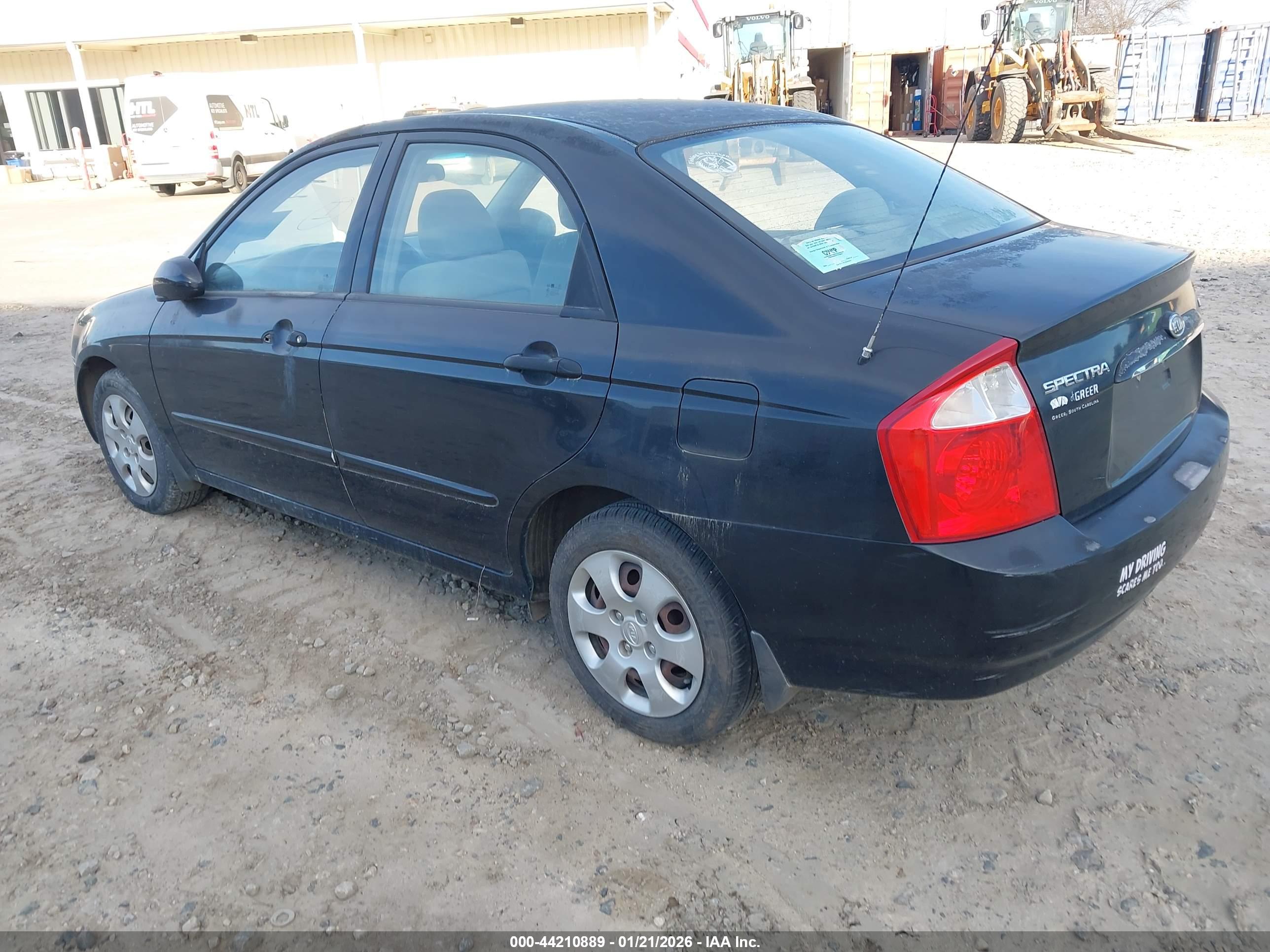 KIA SPECTRA image 3