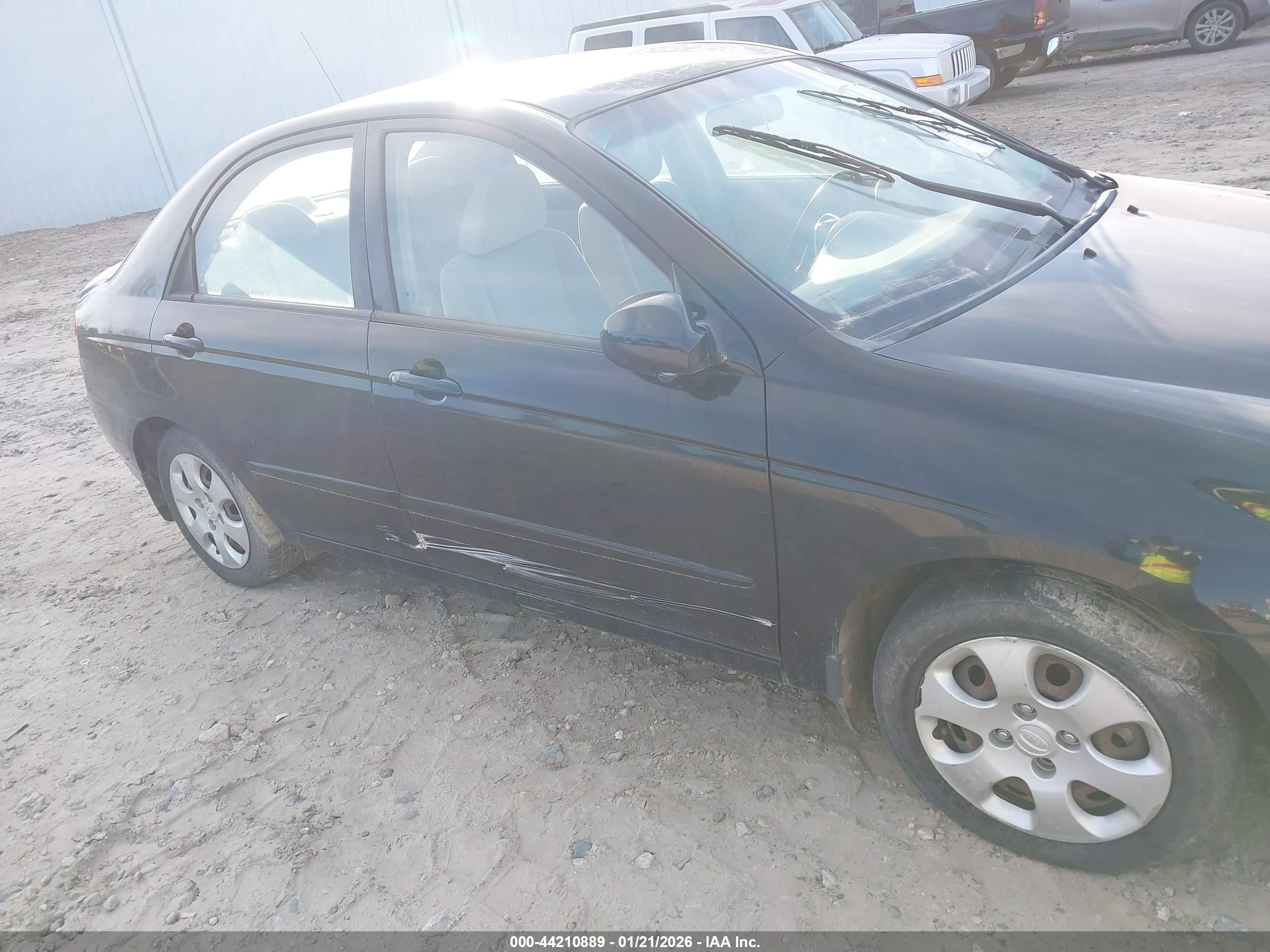 KIA SPECTRA image 6