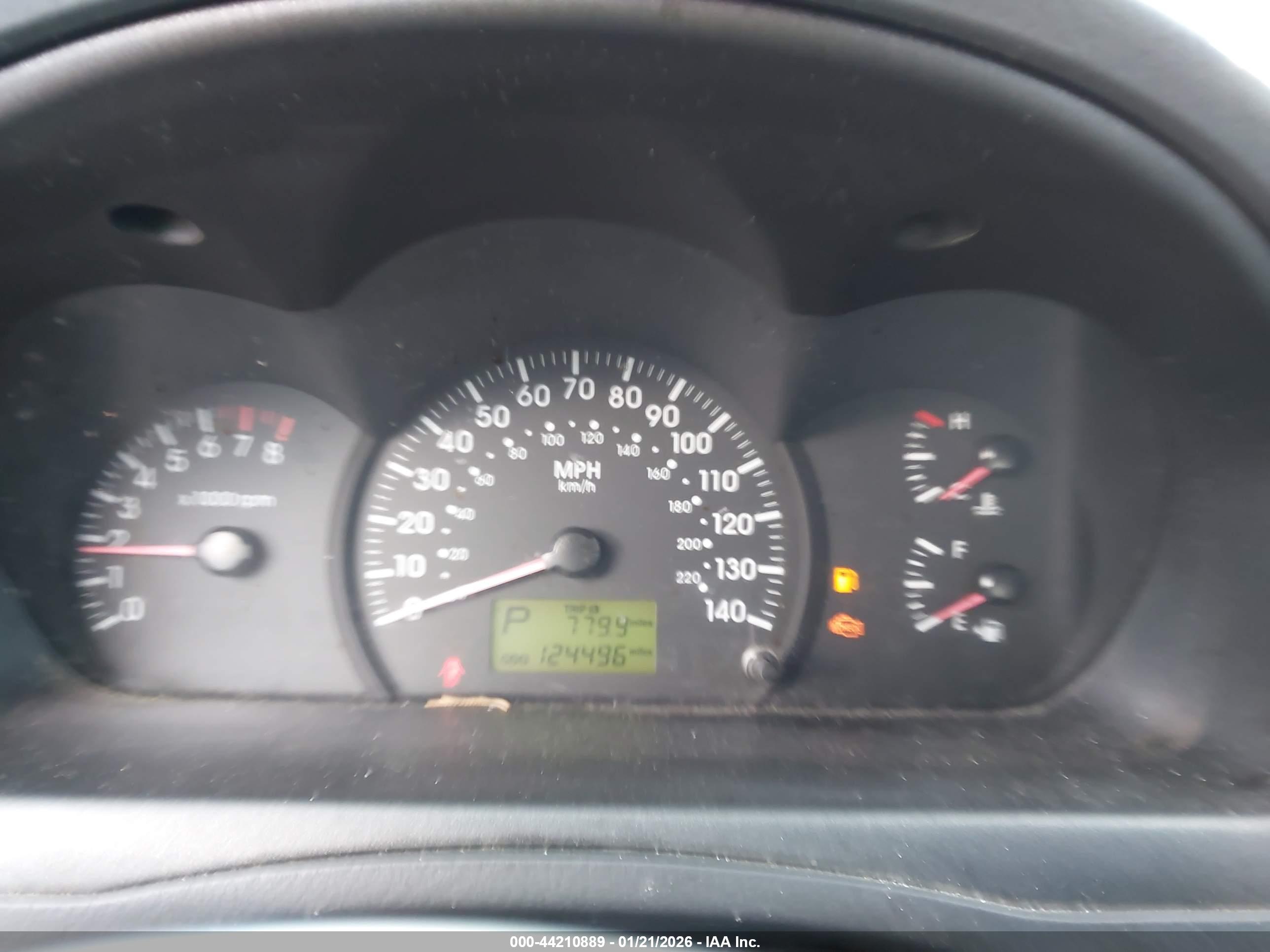KIA SPECTRA image 7
