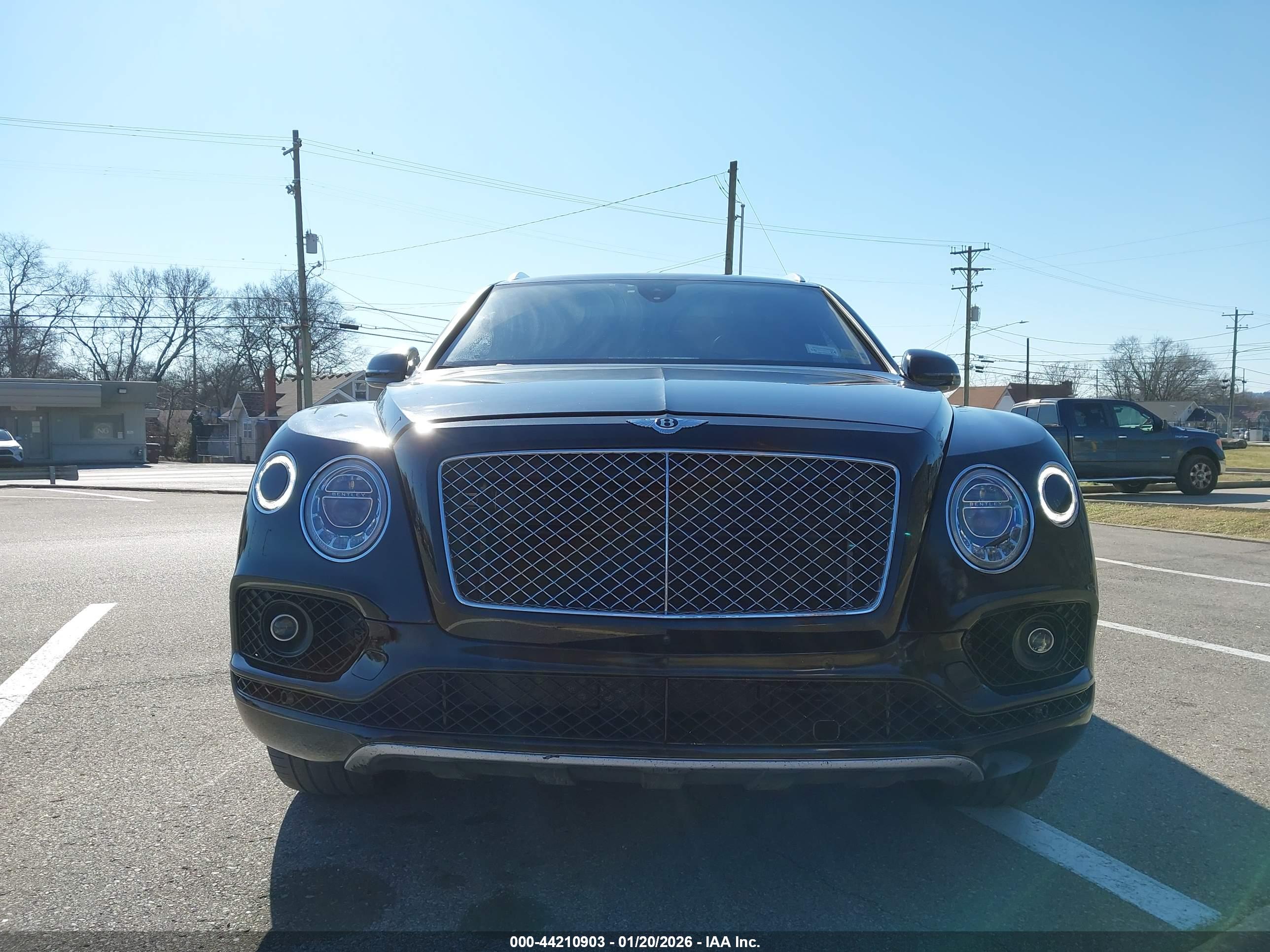 BENTLEY BENTAYGA image 6