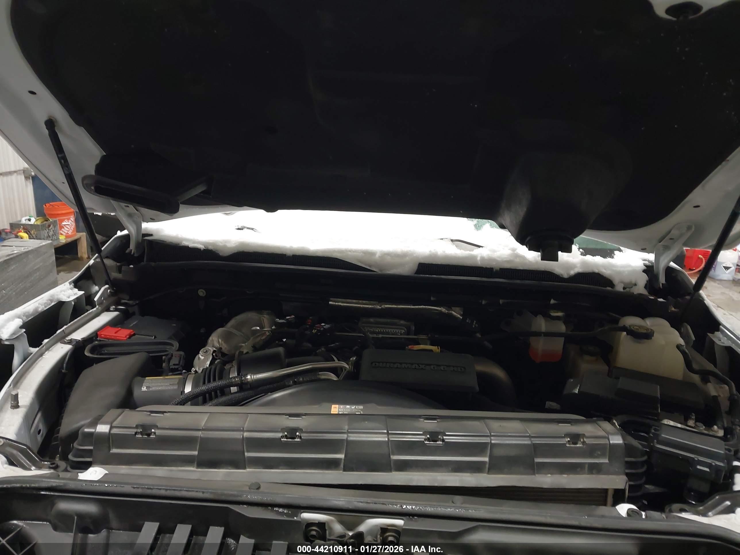 GMC SIERRA image 10