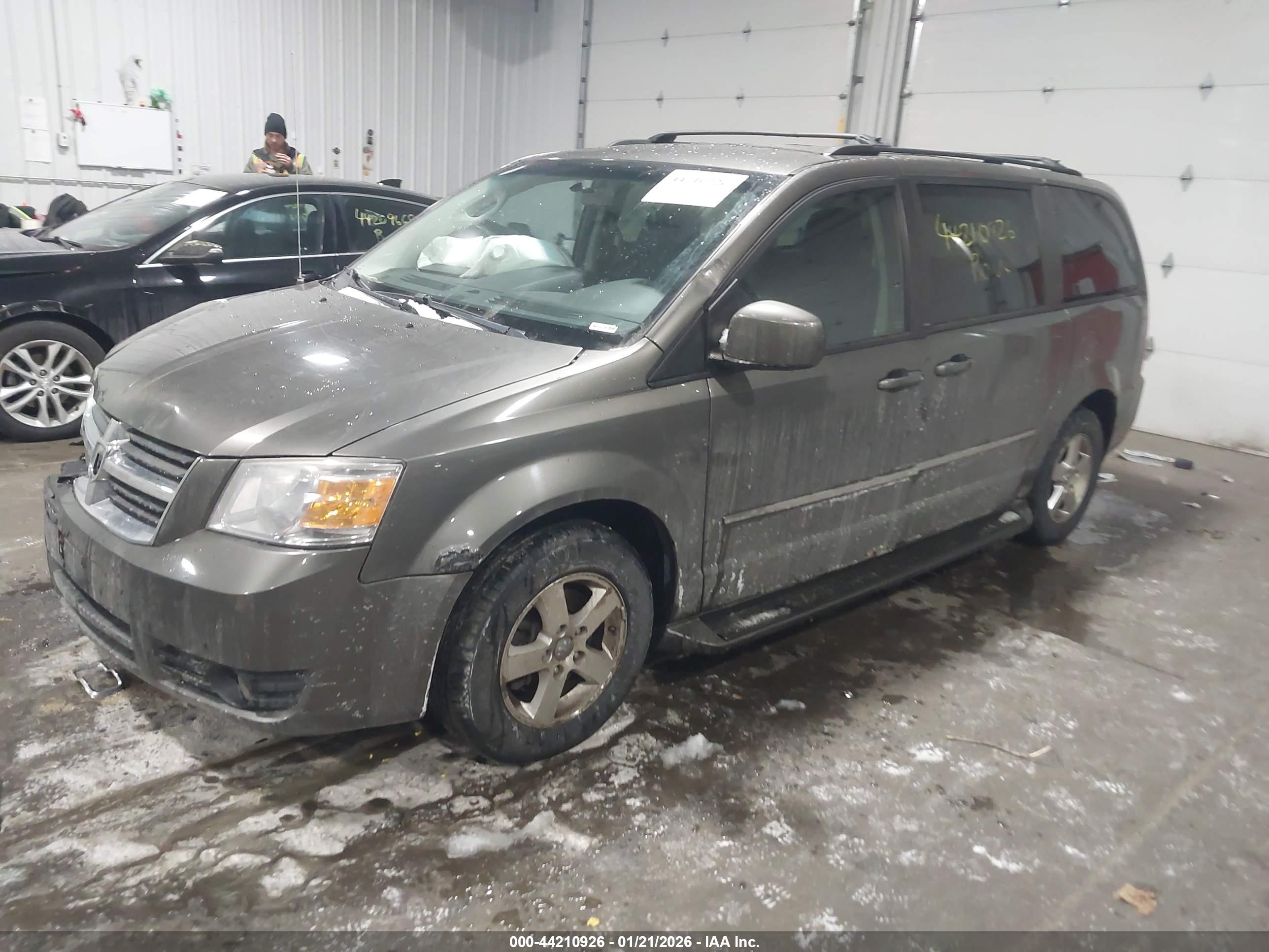 DODGE GRAND image 2