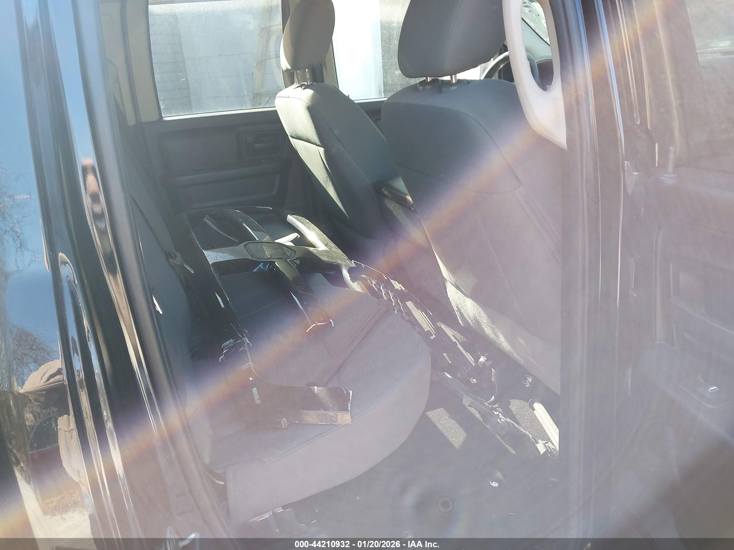 RAM 1500 image 8