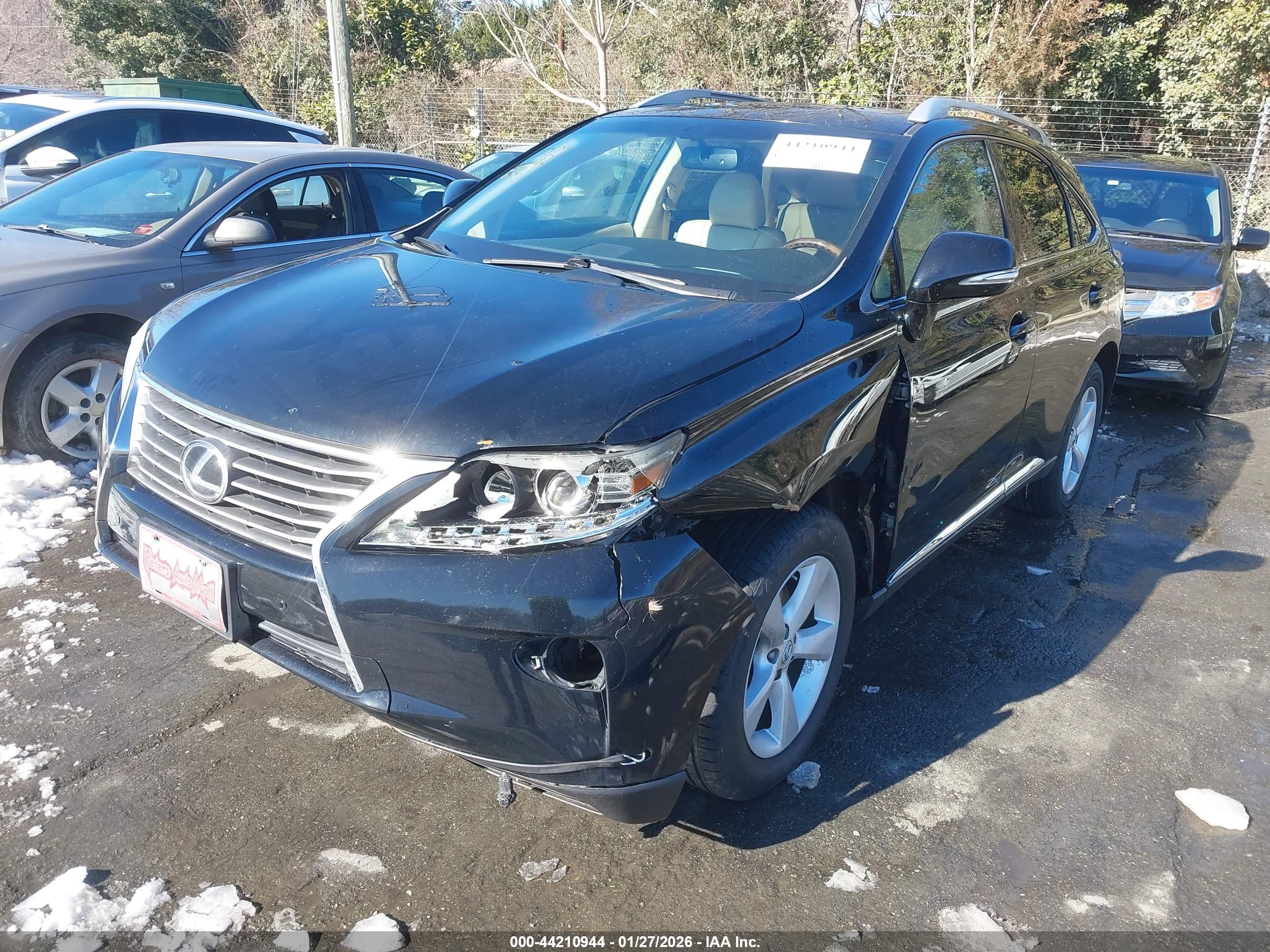 LEXUS RX image 2