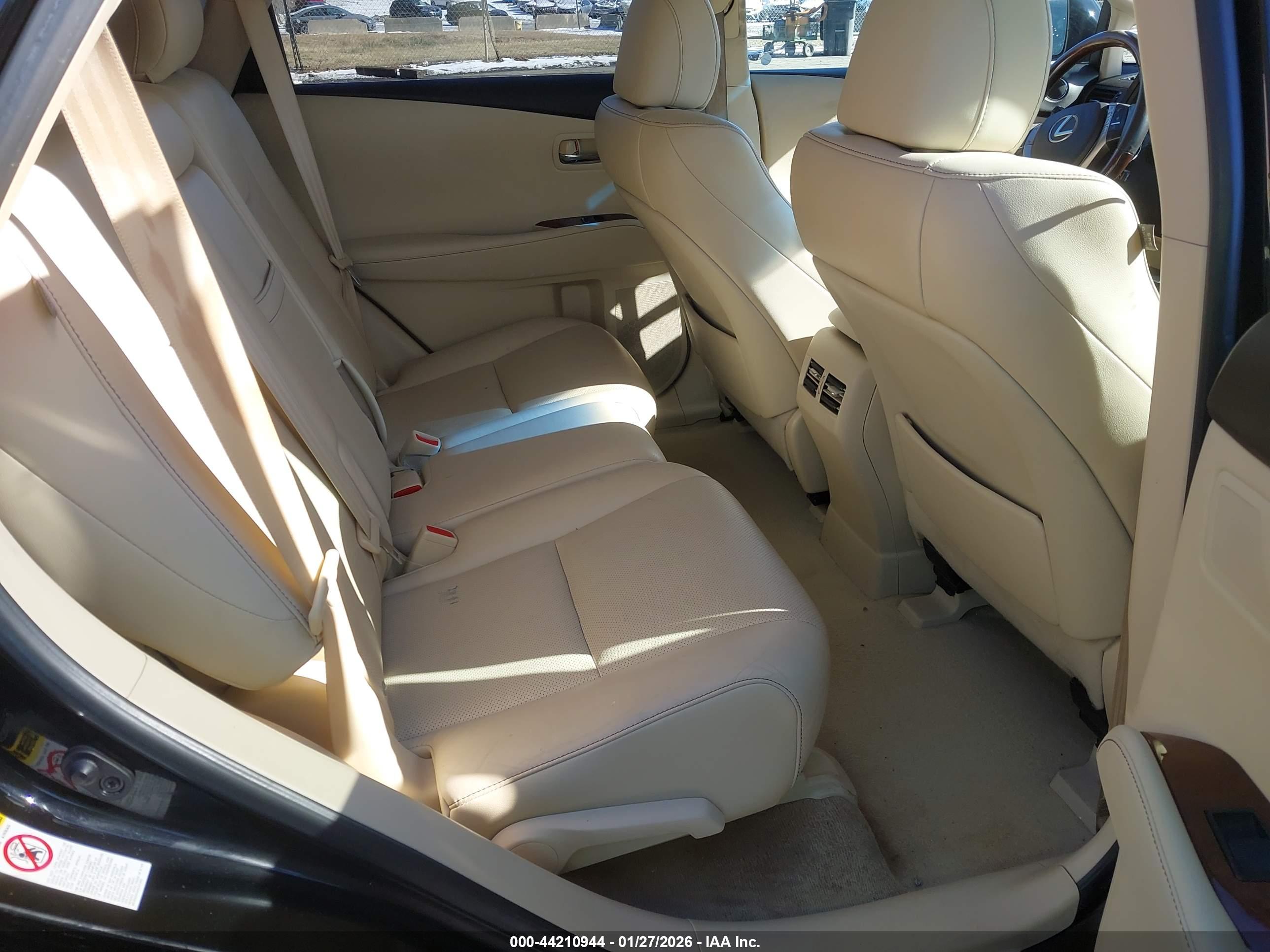 LEXUS RX image 8