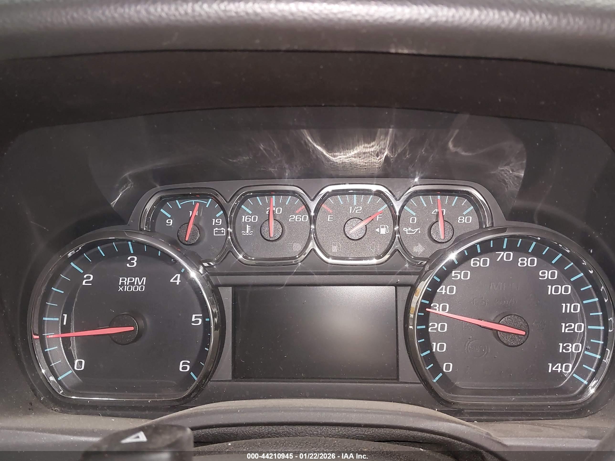CHEVROLET SUBURBAN image 7