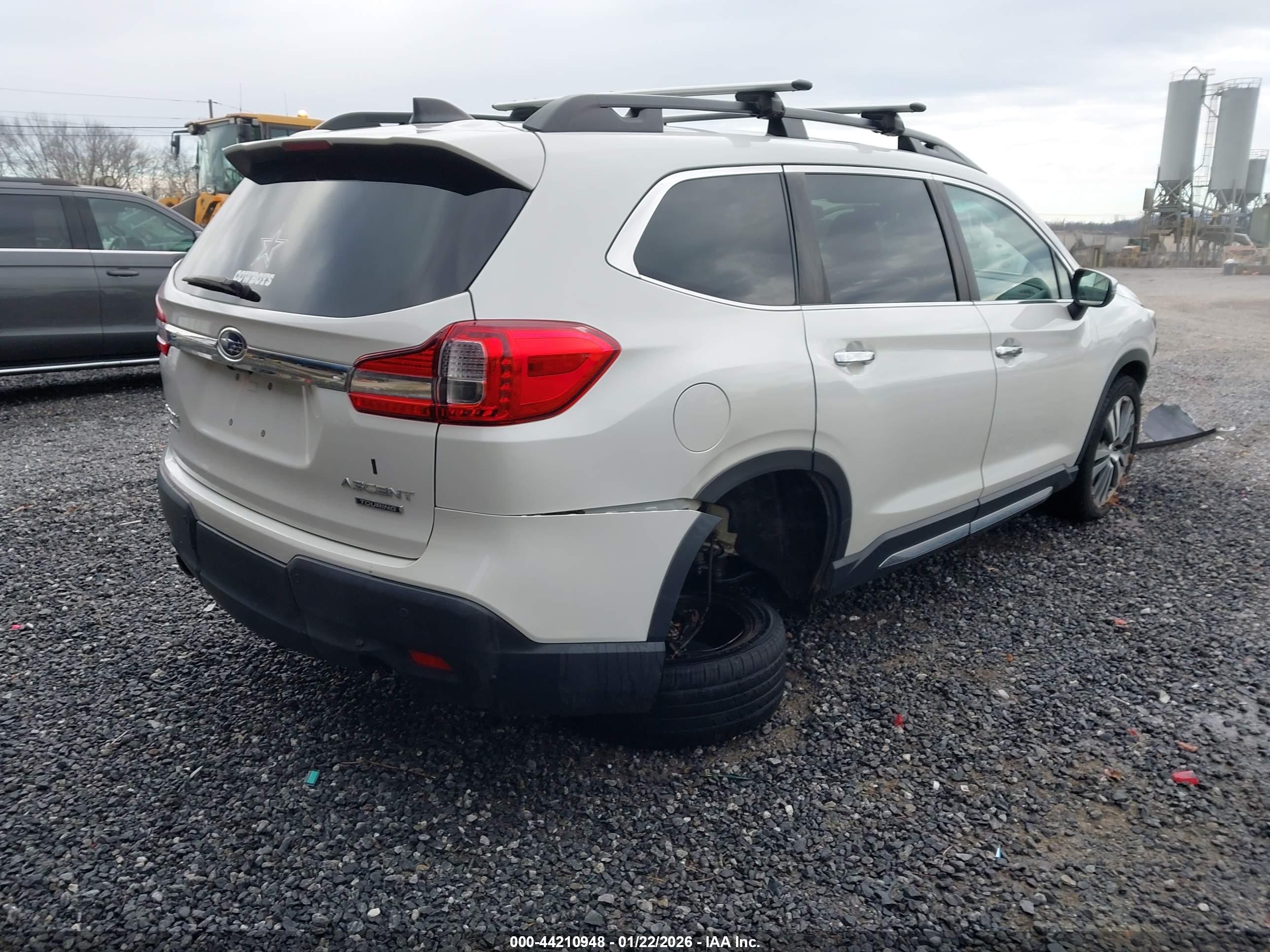 SUBARU ASCENT image 4