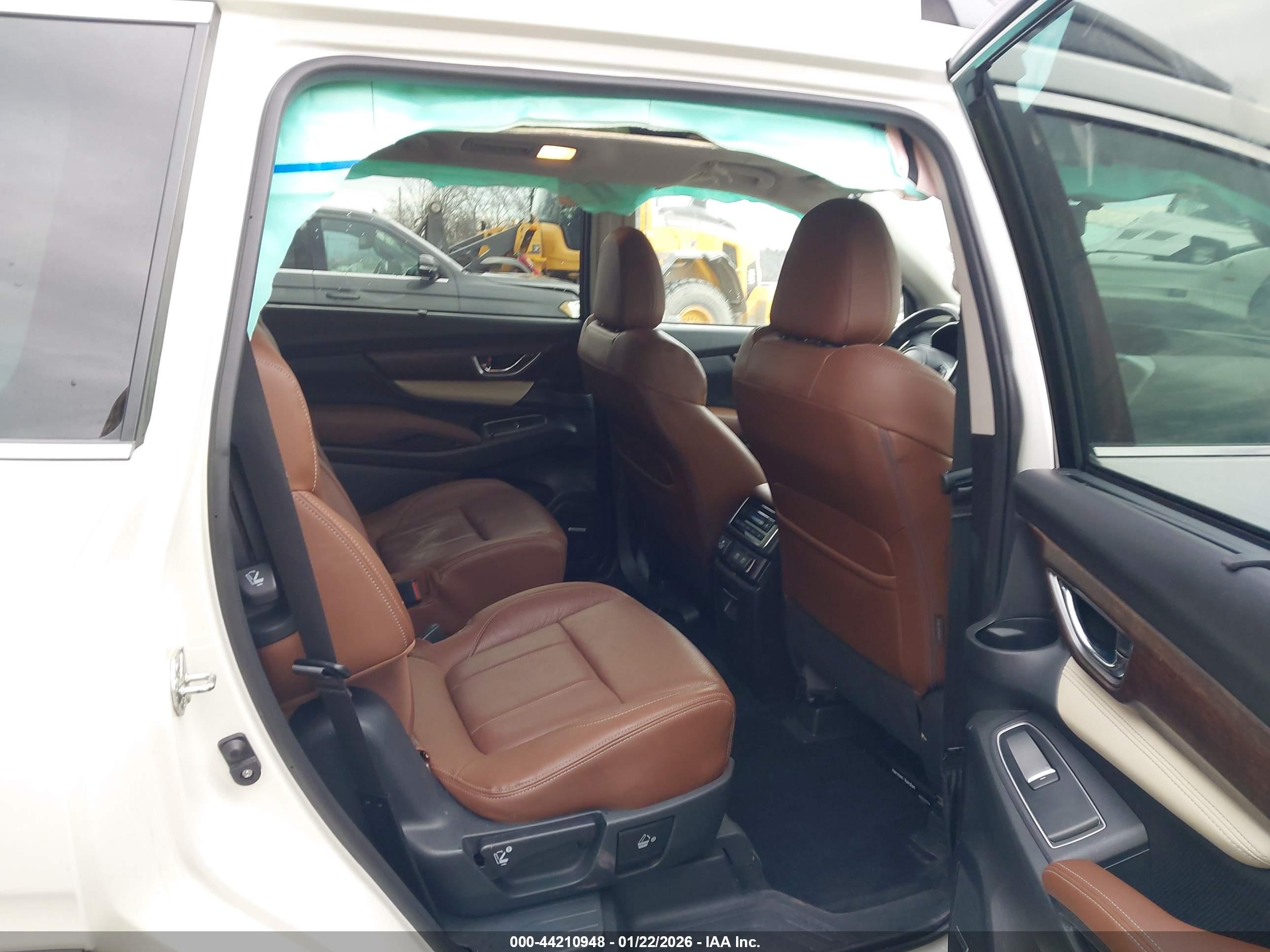 SUBARU ASCENT image 8