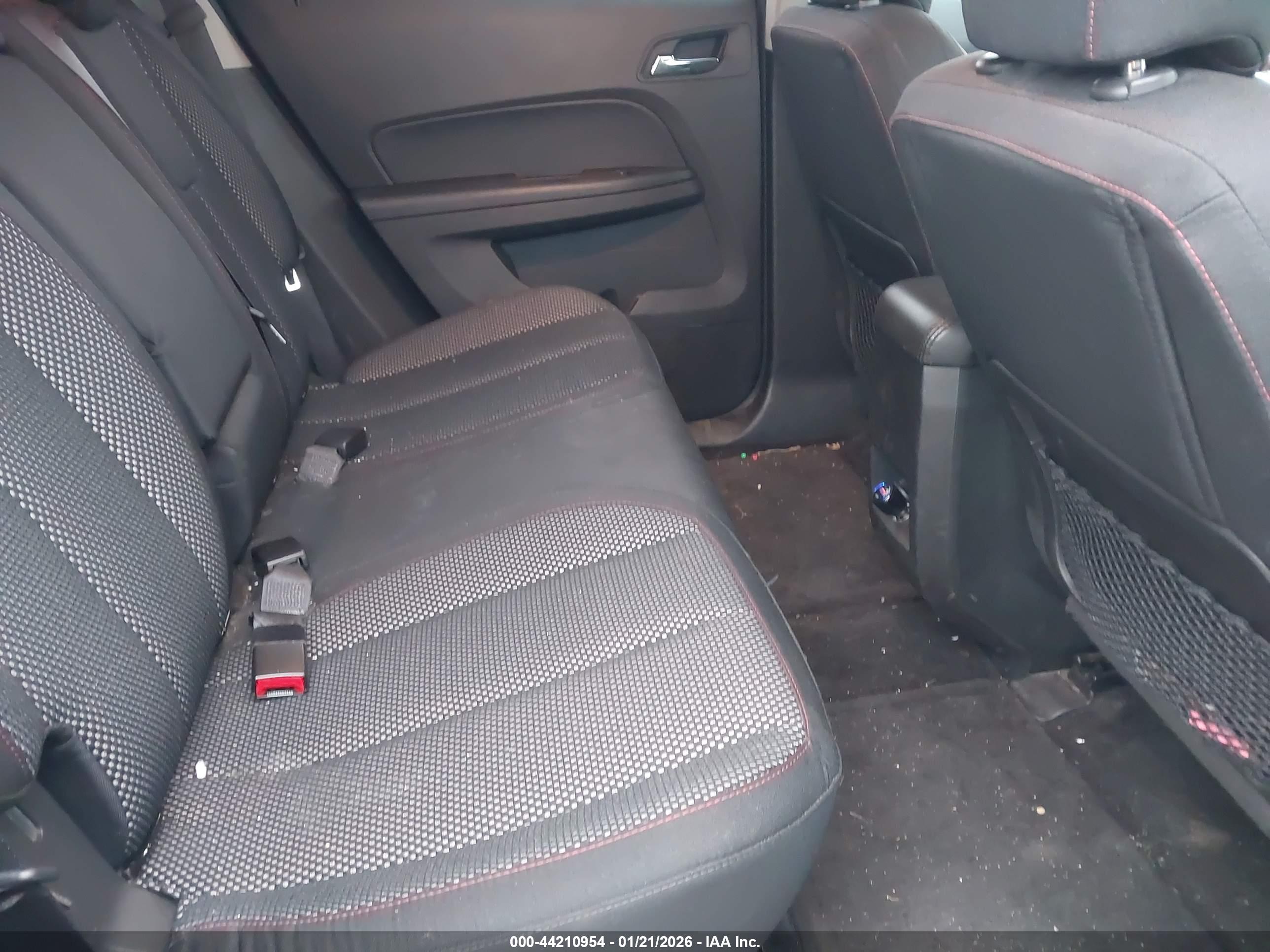 CHEVROLET EQUINOX image 8