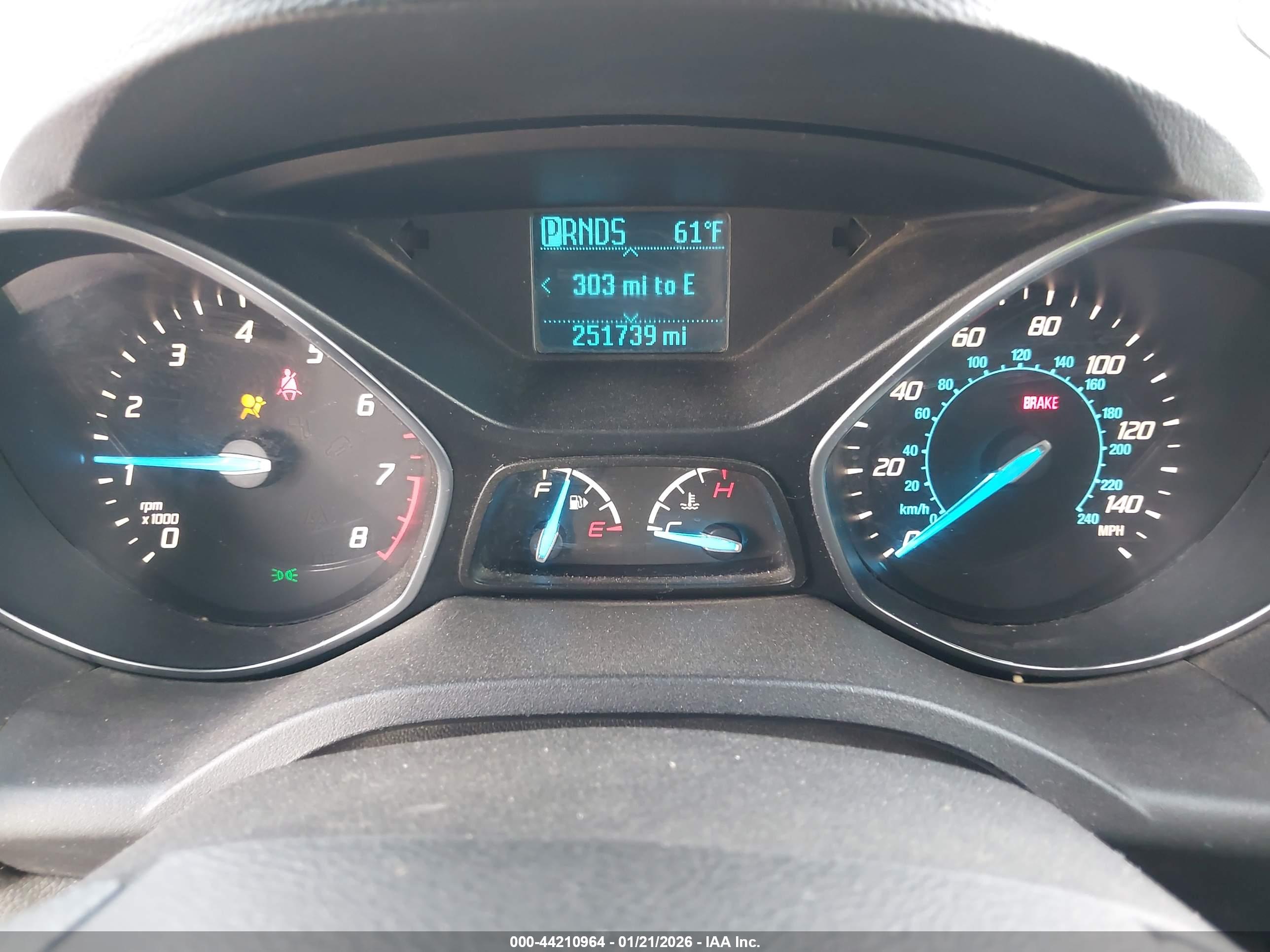 FORD ESCAPE image 7