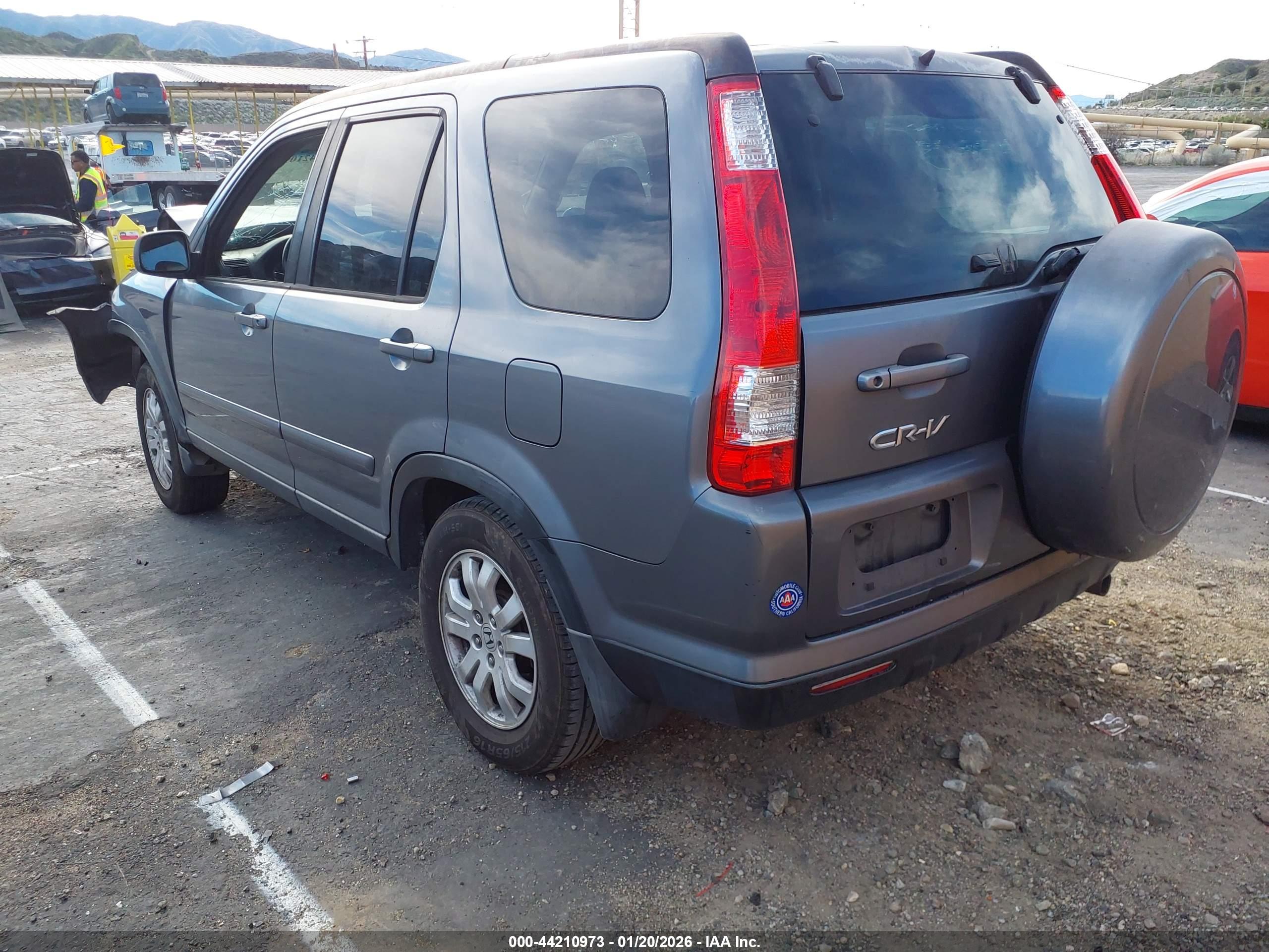 HONDA CR-V image 3