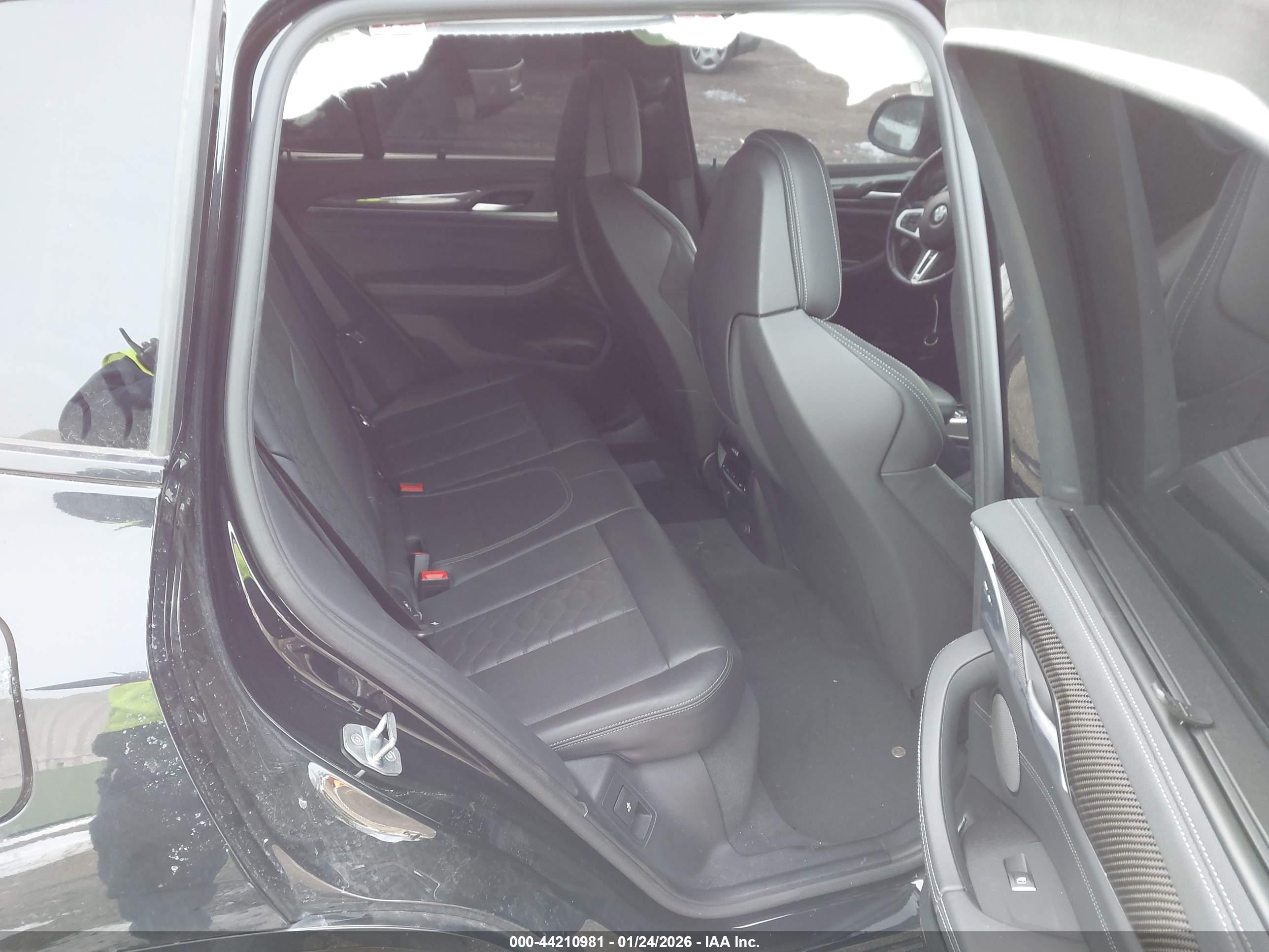 BMW X3 image 8