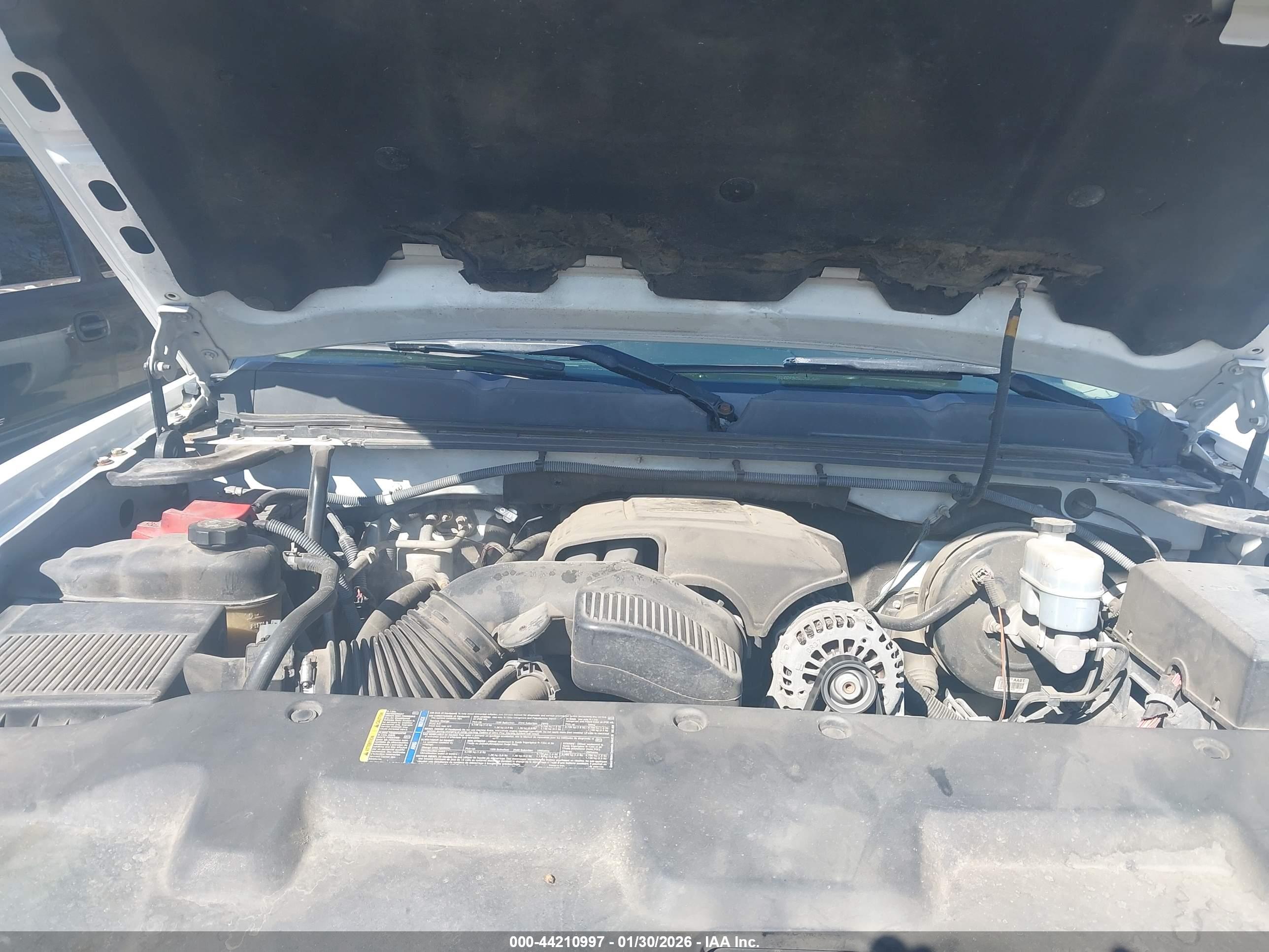 CHEVROLET SILVERADO image 10