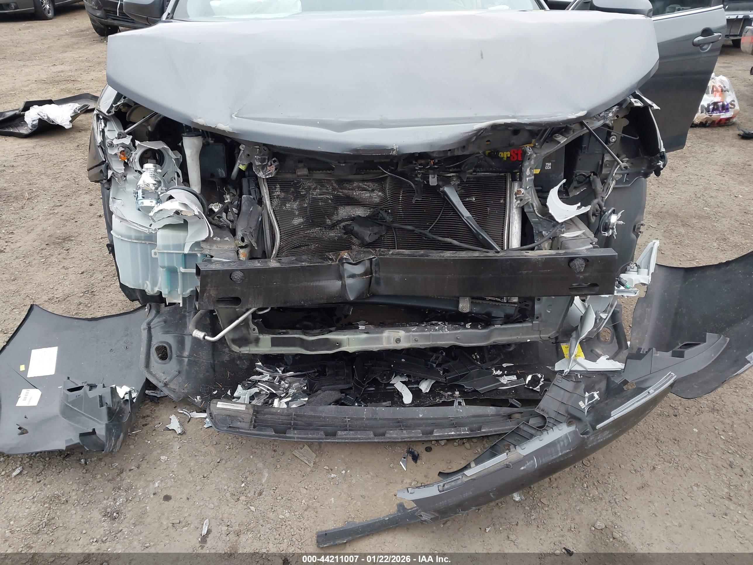 TOYOTA CAMRY image 6