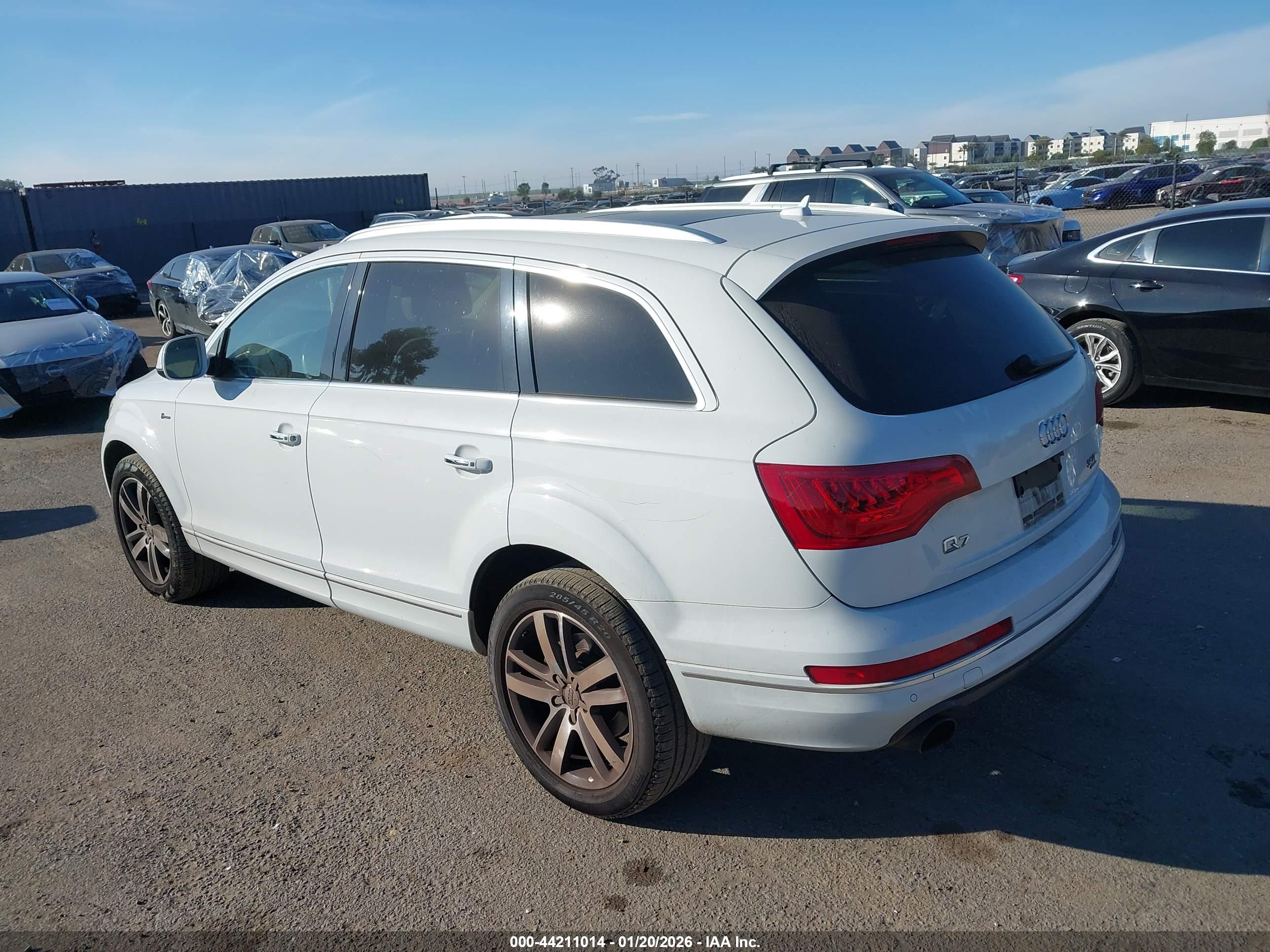 AUDI Q7 image 3