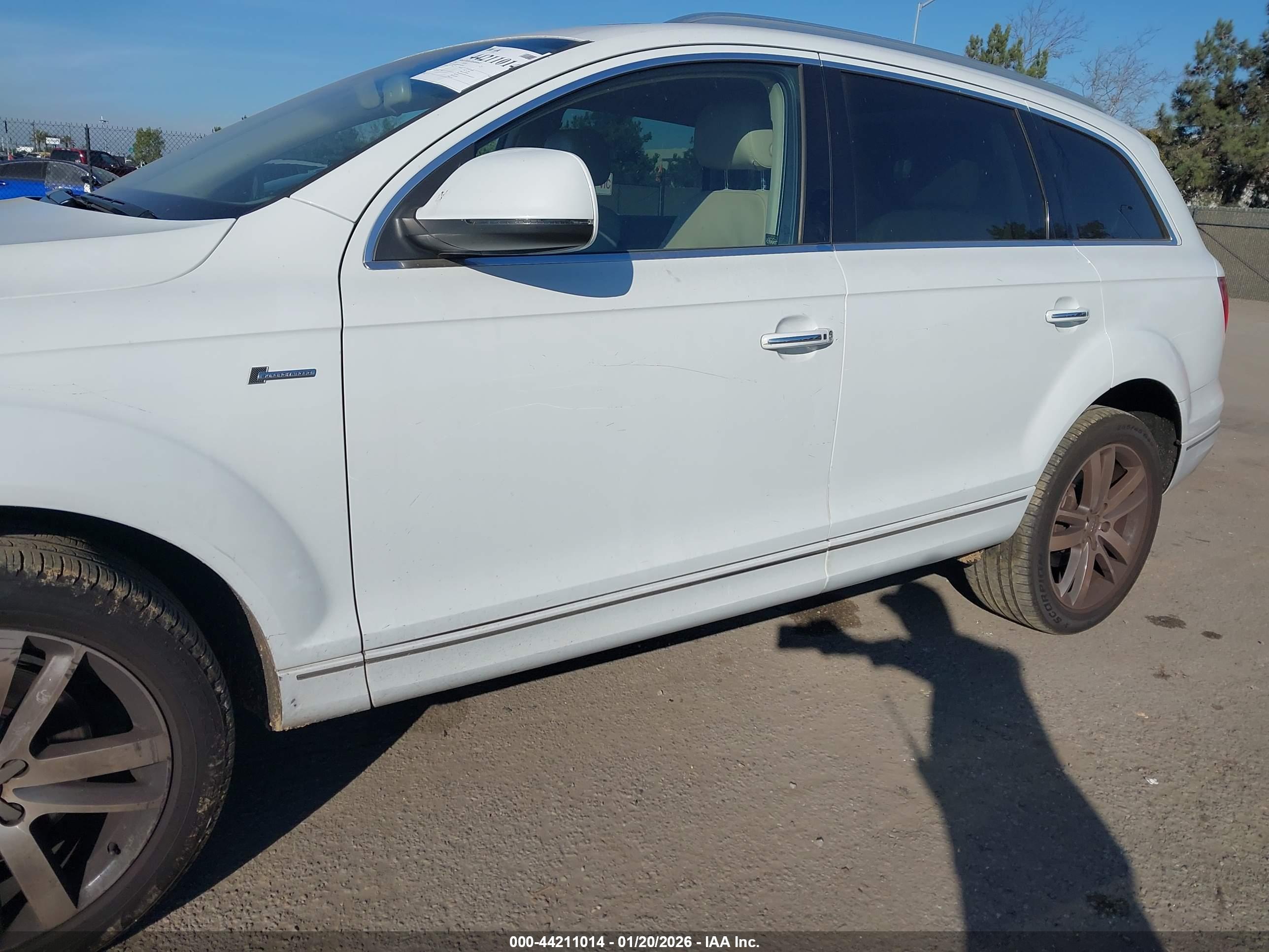 AUDI Q7 image 6