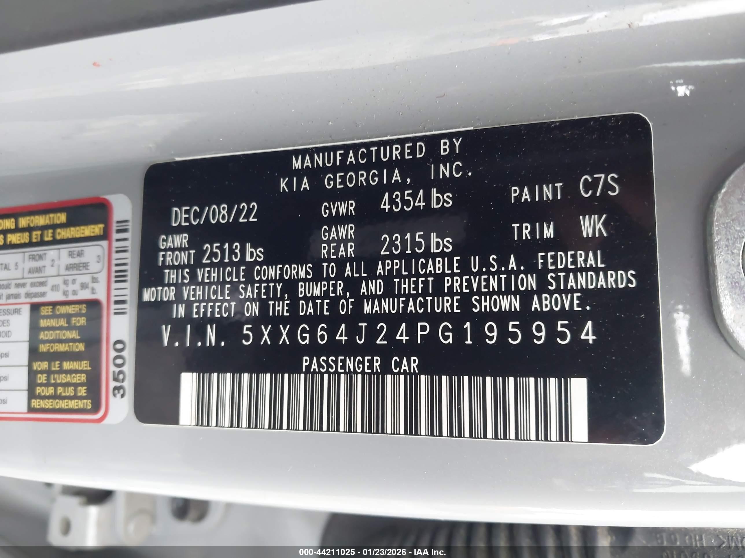 KIA K5 image 9