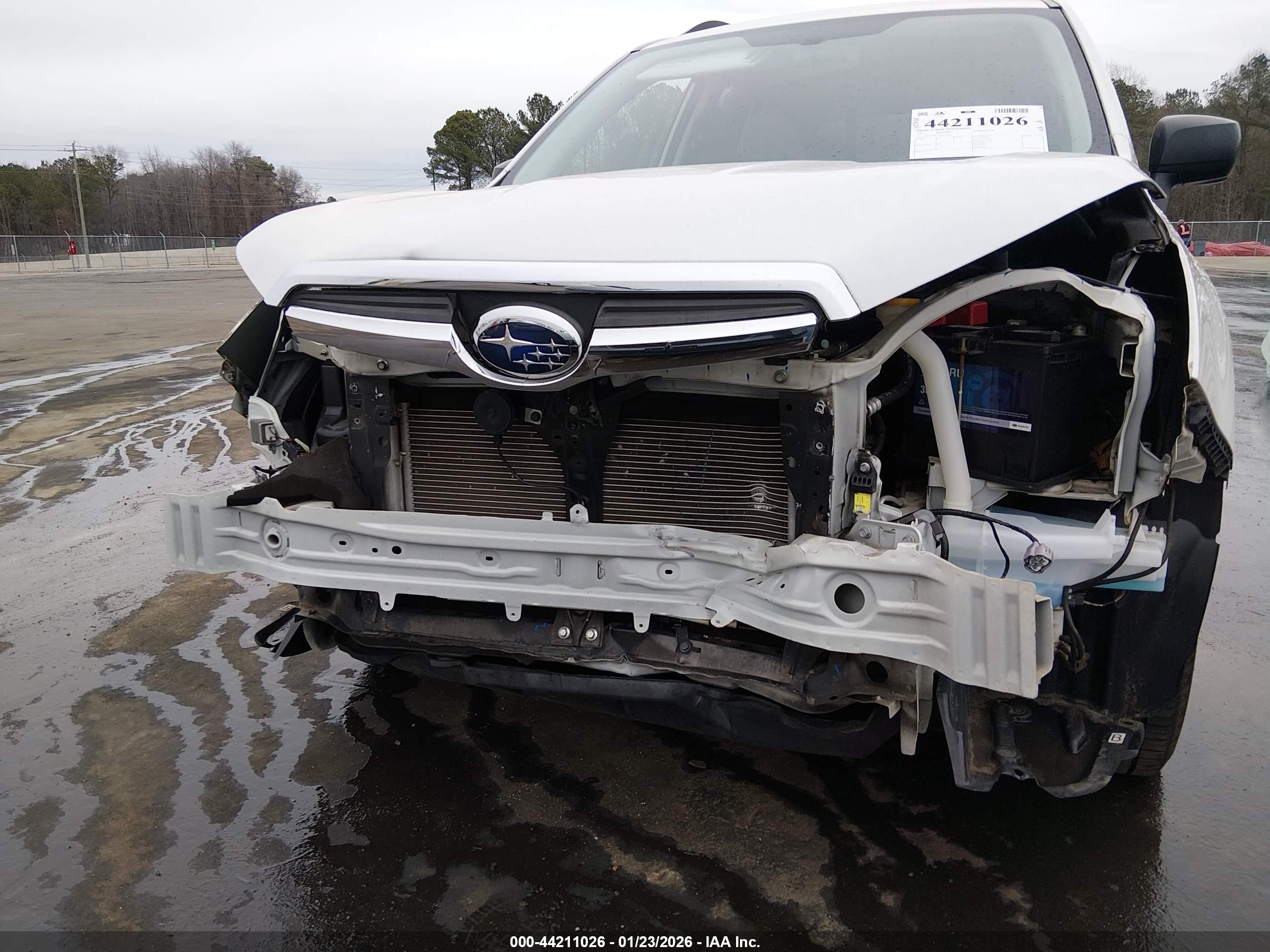 SUBARU FORESTER image 6