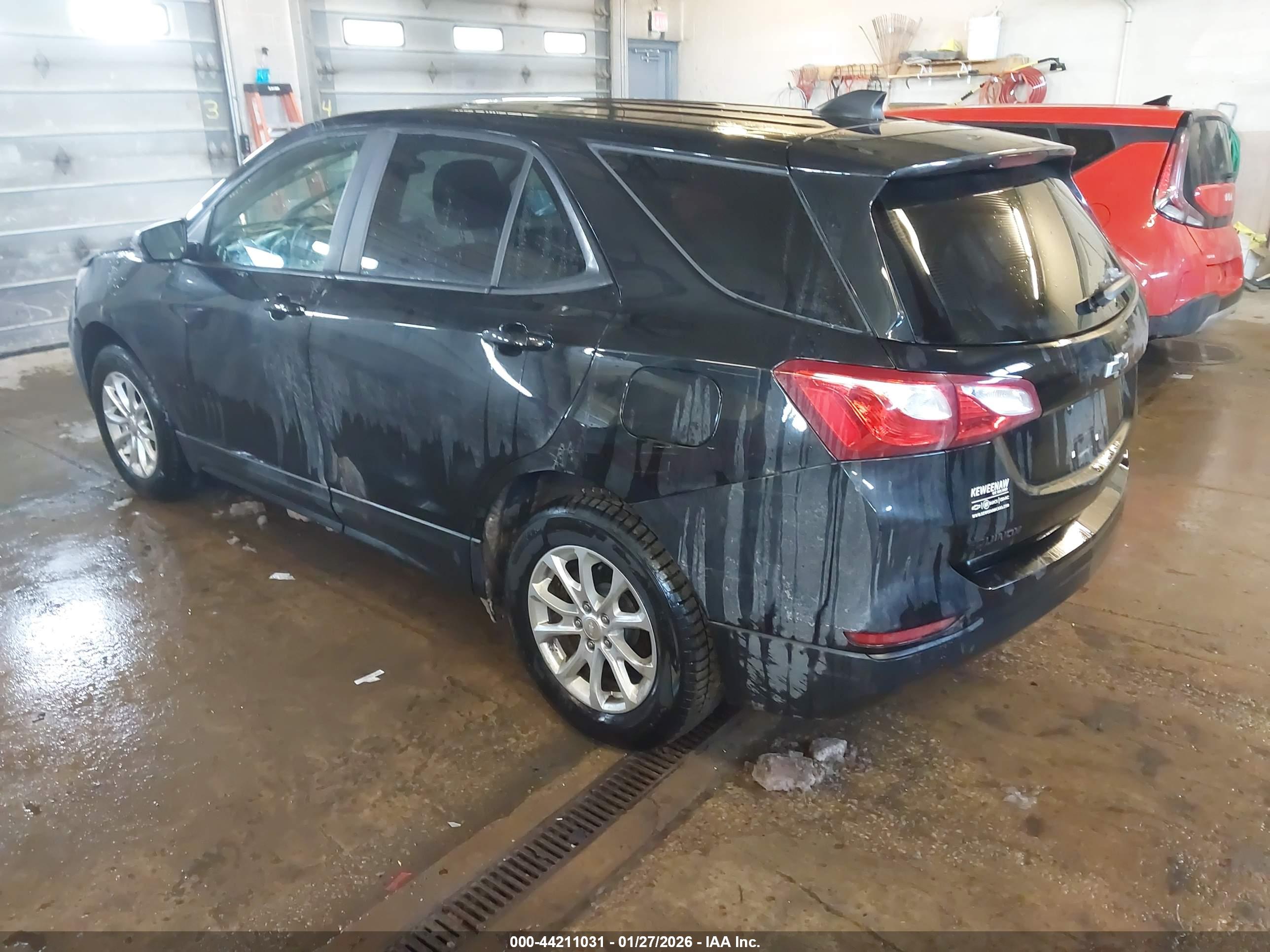 CHEVROLET EQUINOX image 3