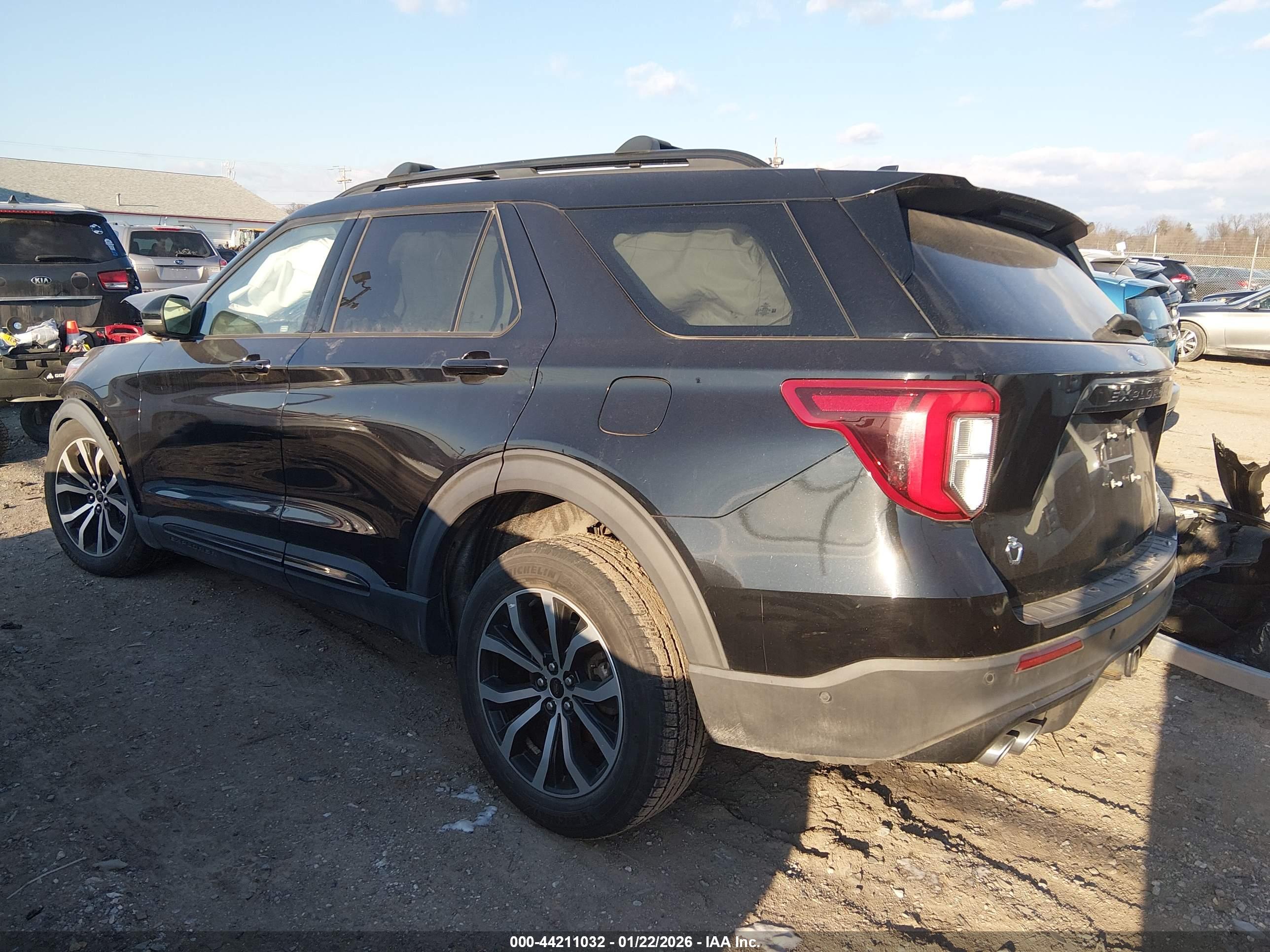 FORD EXPLORER image 3
