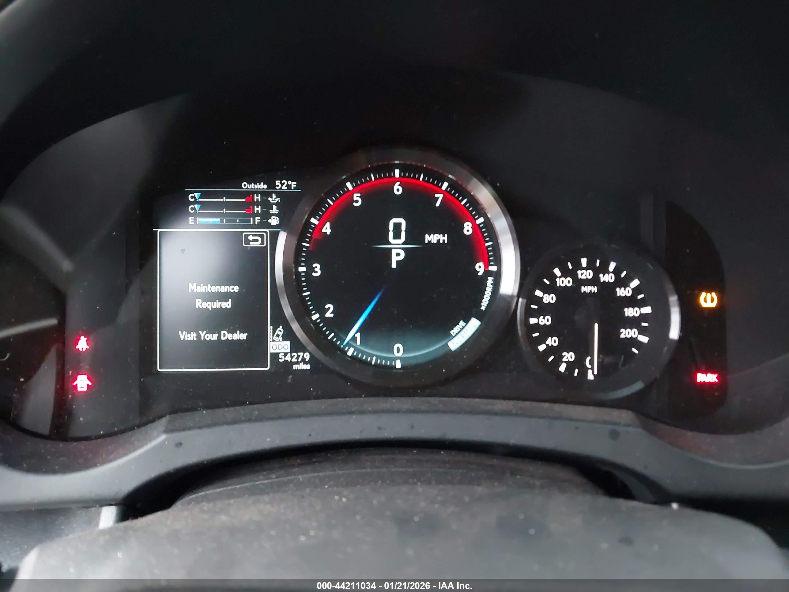 LEXUS RC image 7