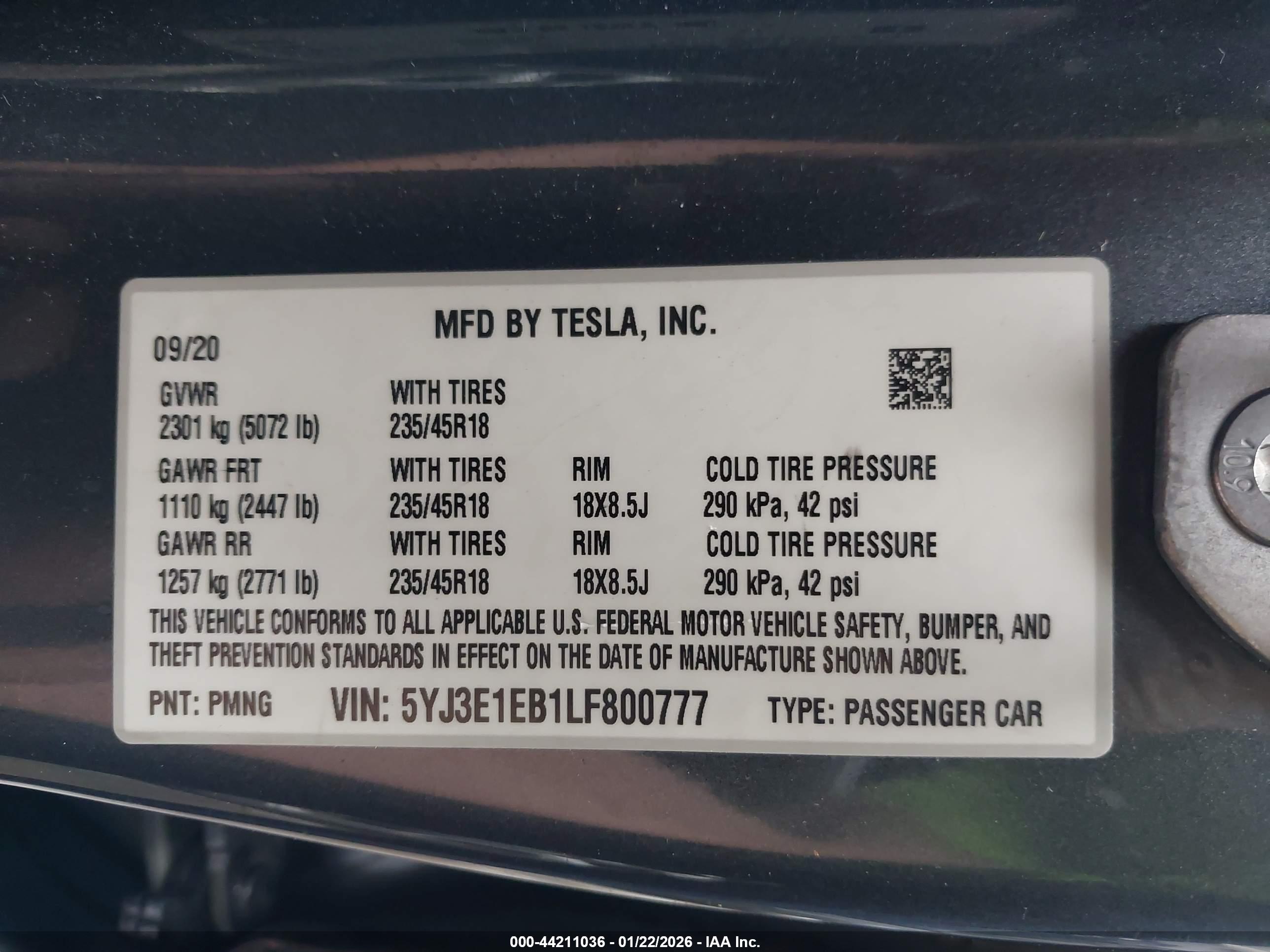 TESLA MODEL image 9