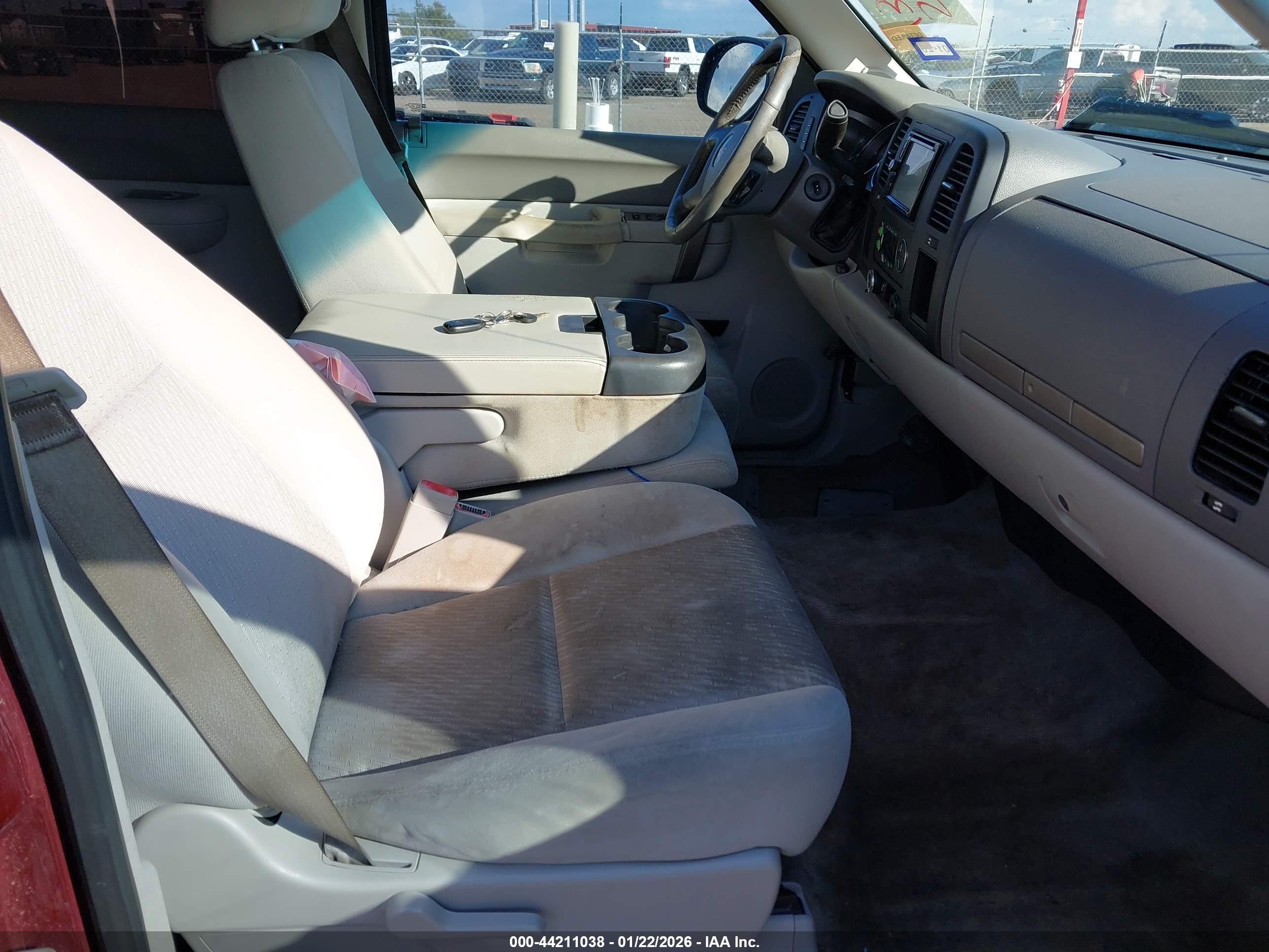 GMC SIERRA image 5