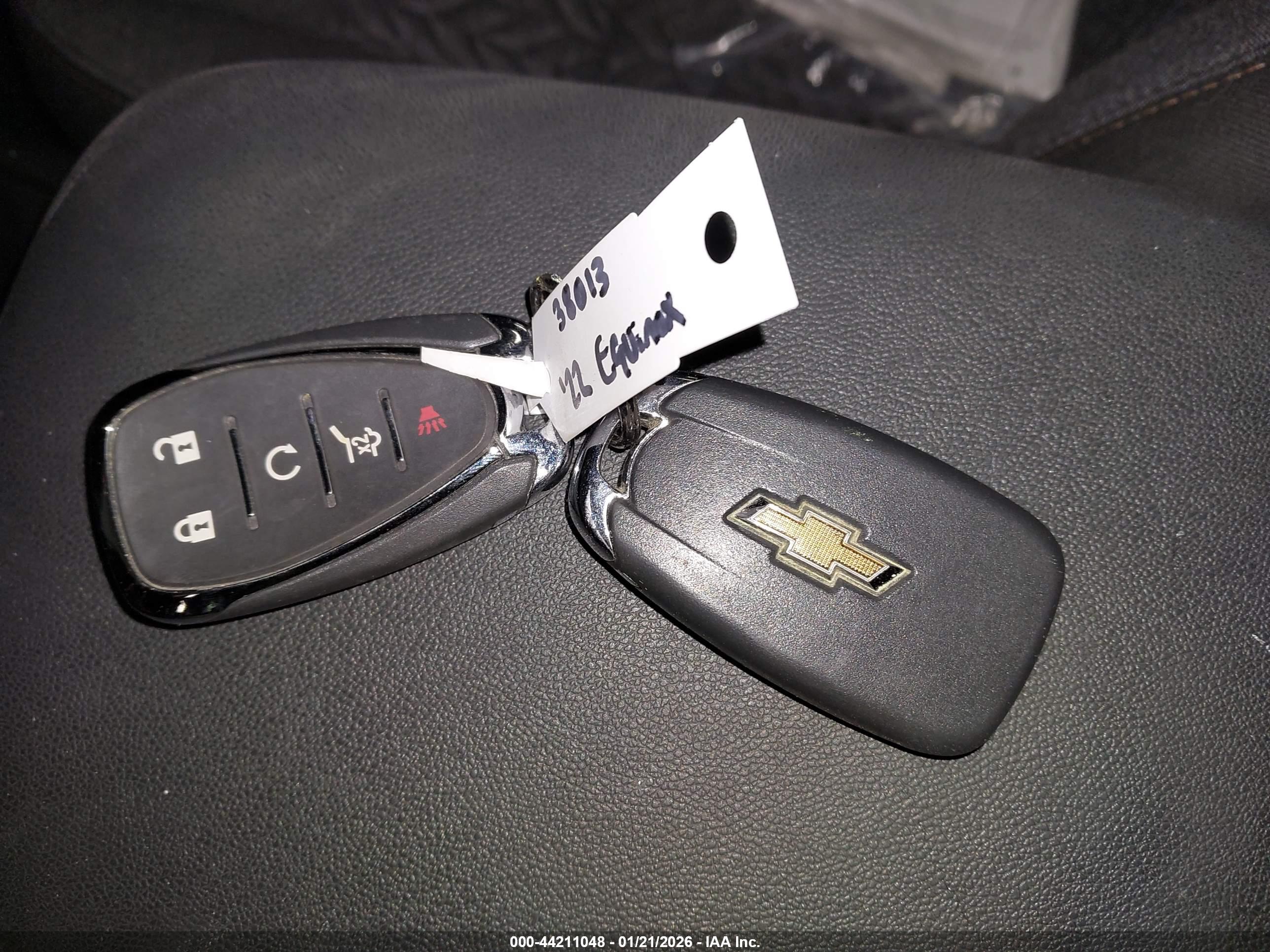 CHEVROLET EQUINOX image 11