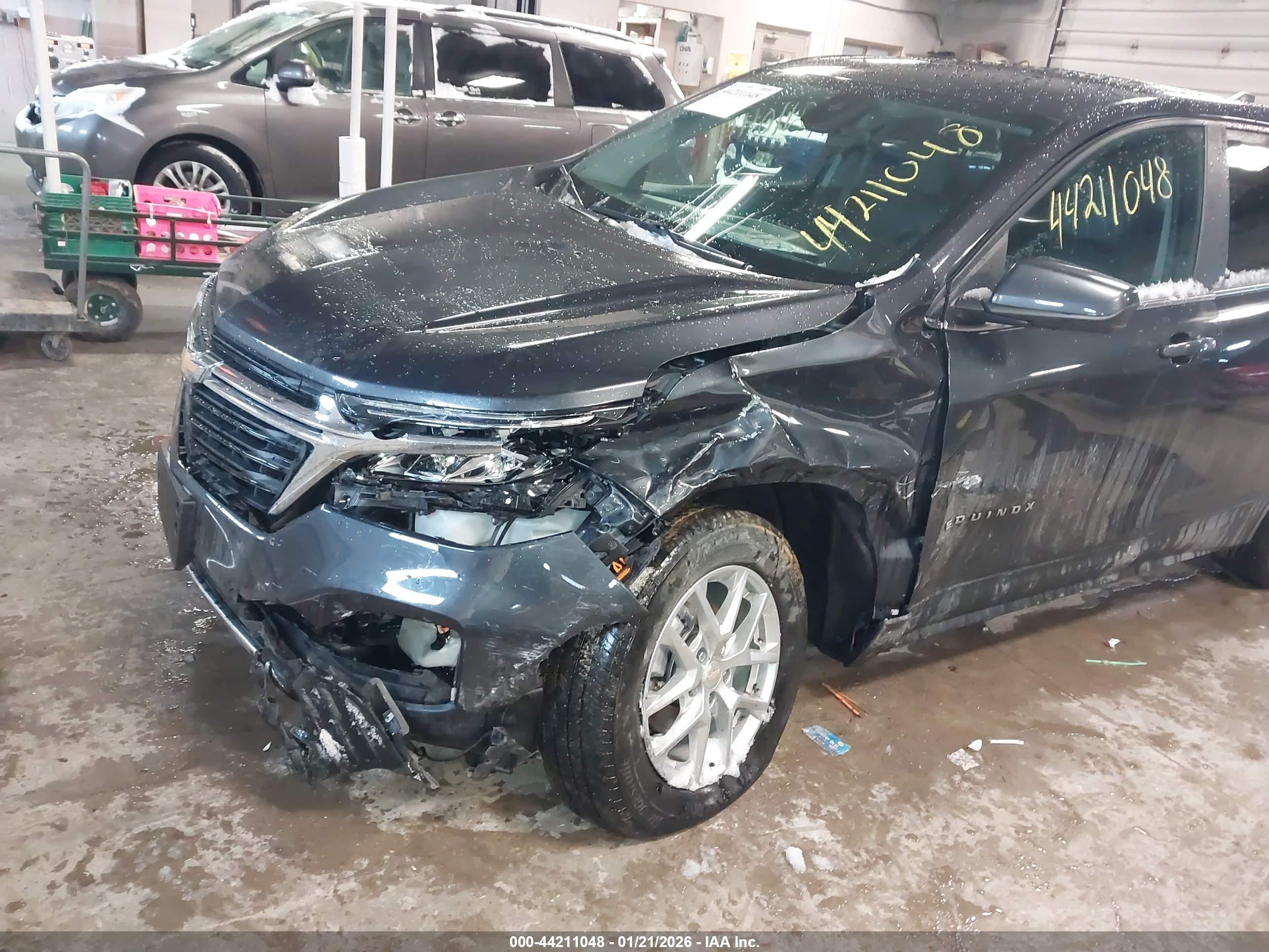 CHEVROLET EQUINOX image 6