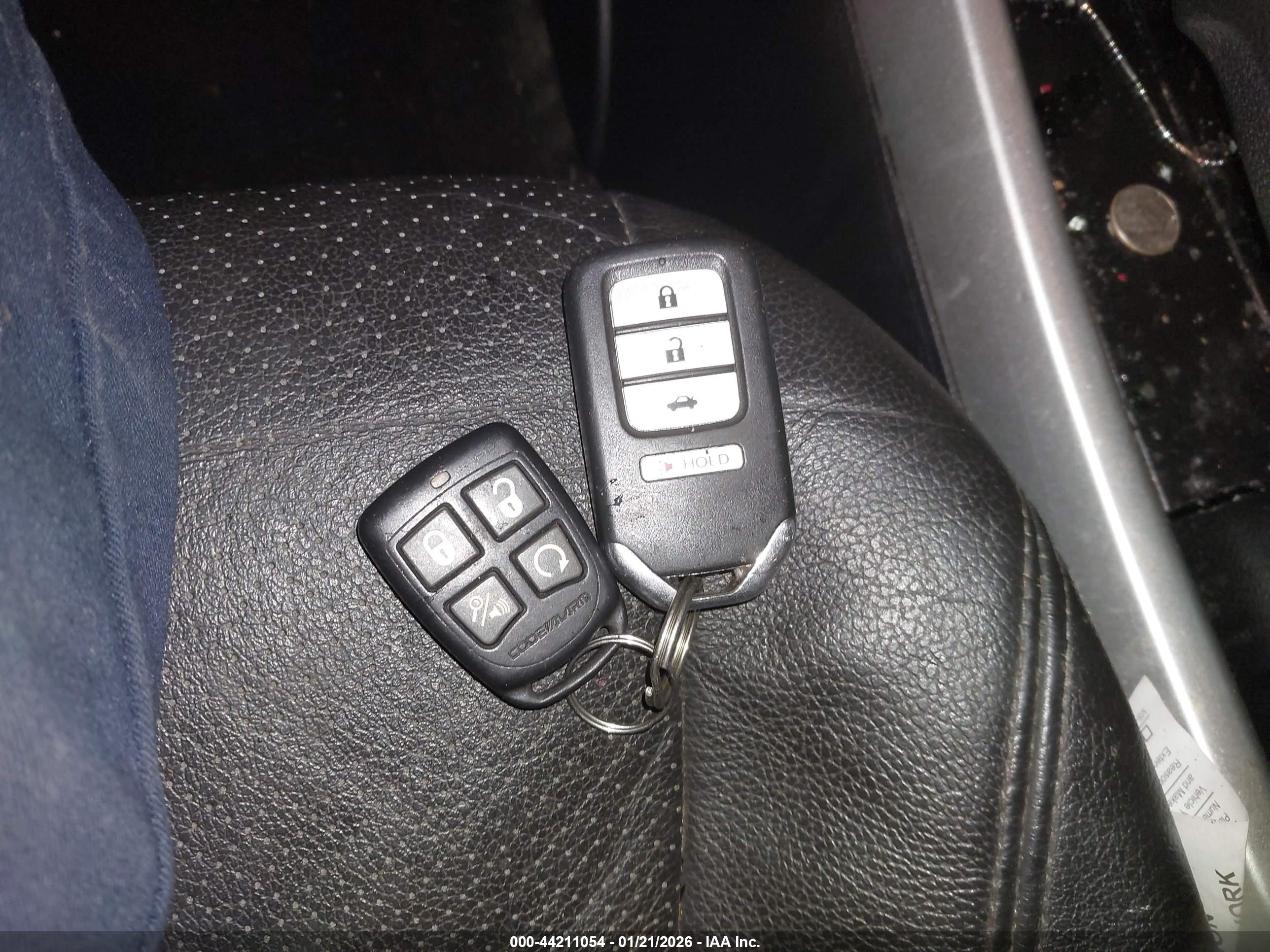 HONDA ACCORD image 11
