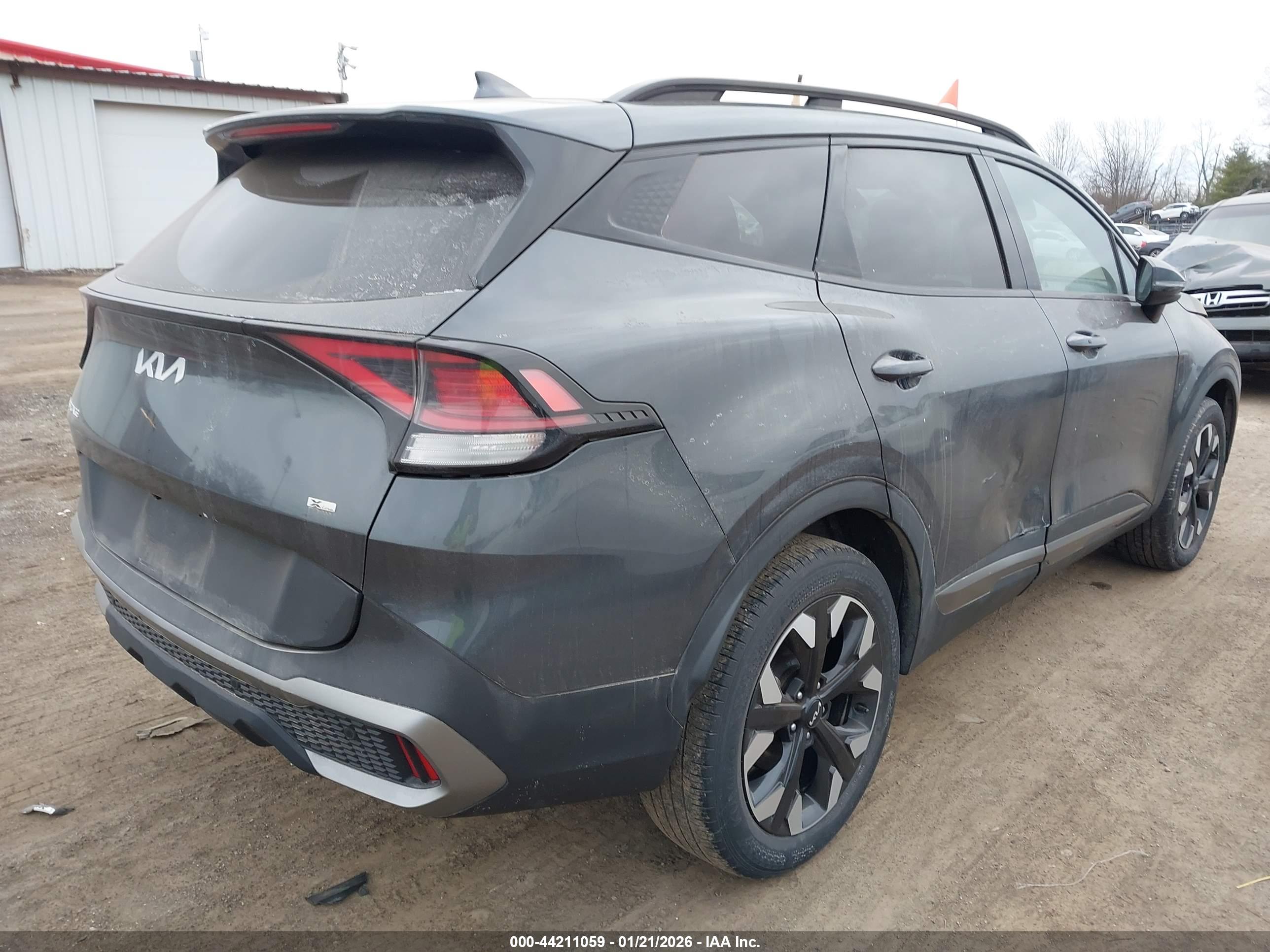 KIA SPORTAGE image 4