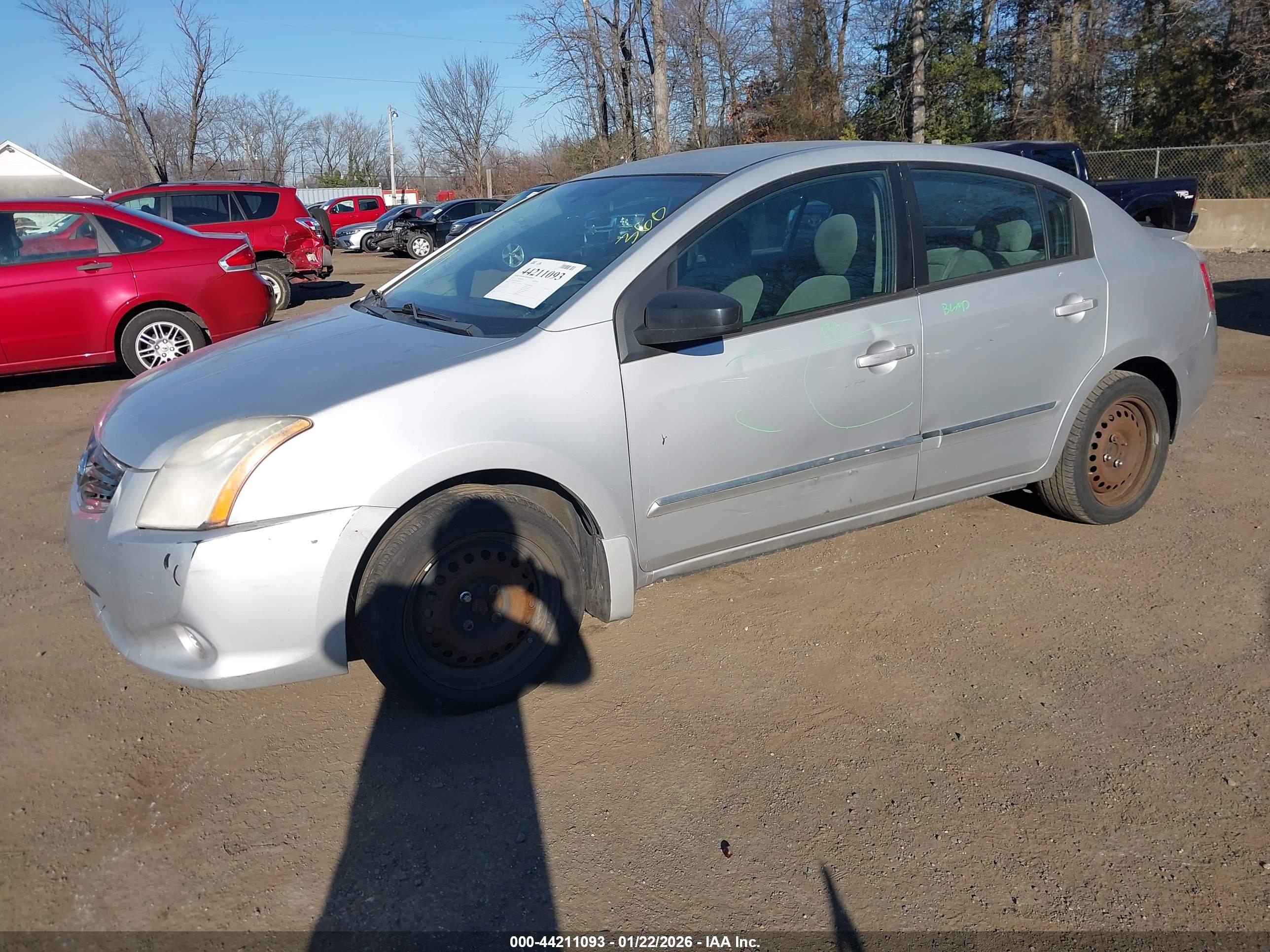 NISSAN SENTRA image 2