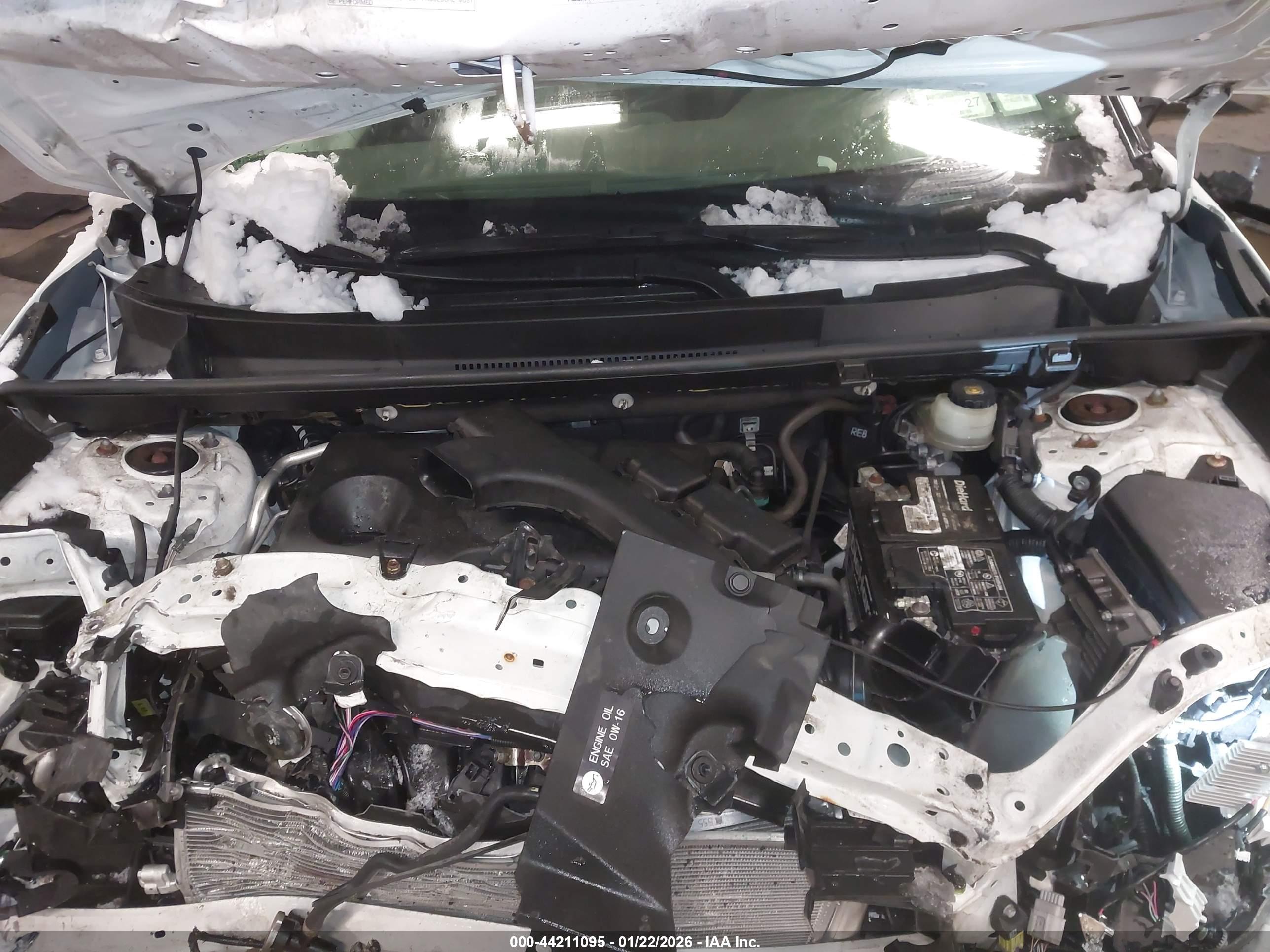 TOYOTA RAV4 image 10