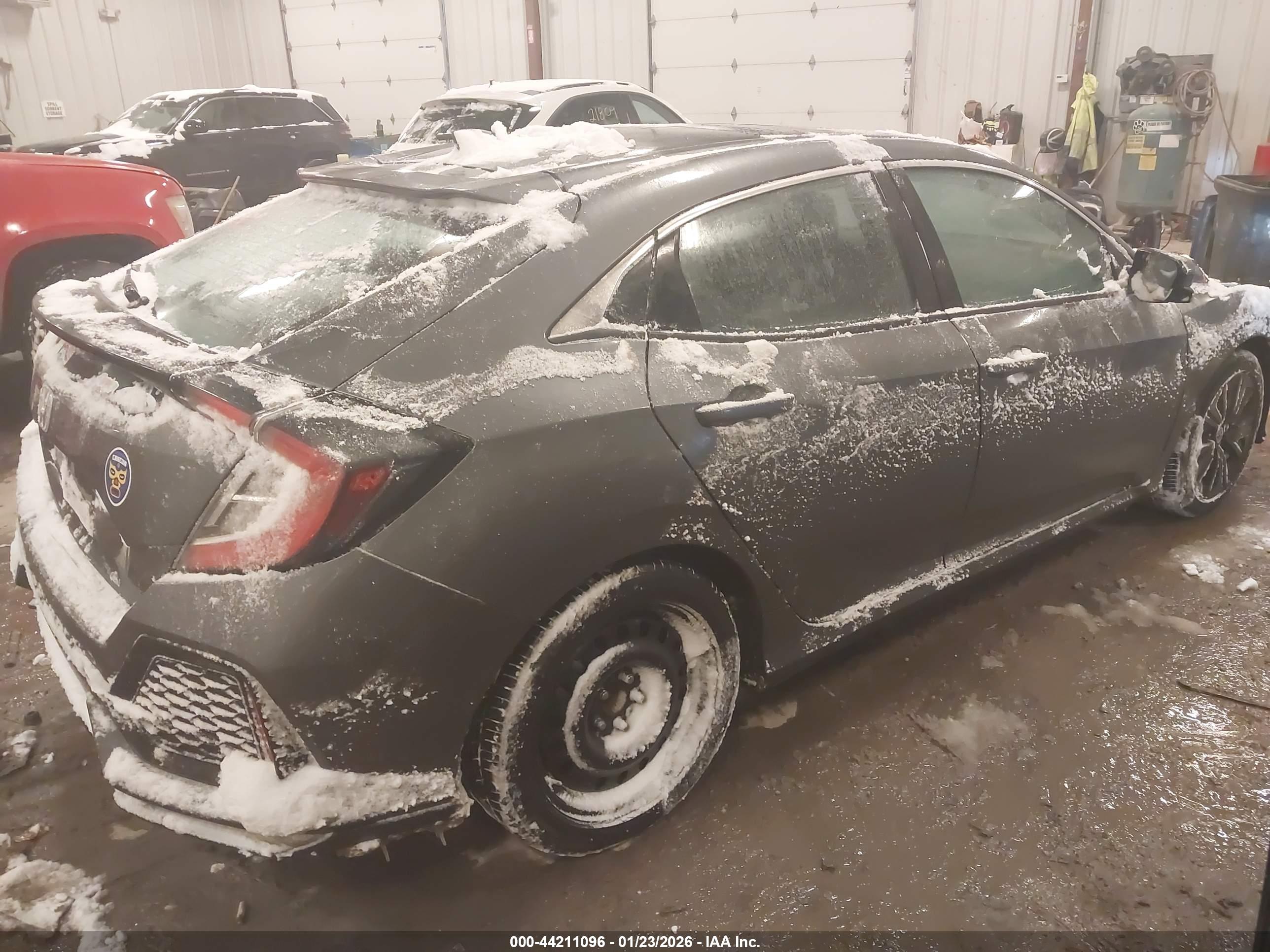 HONDA CIVIC image 4